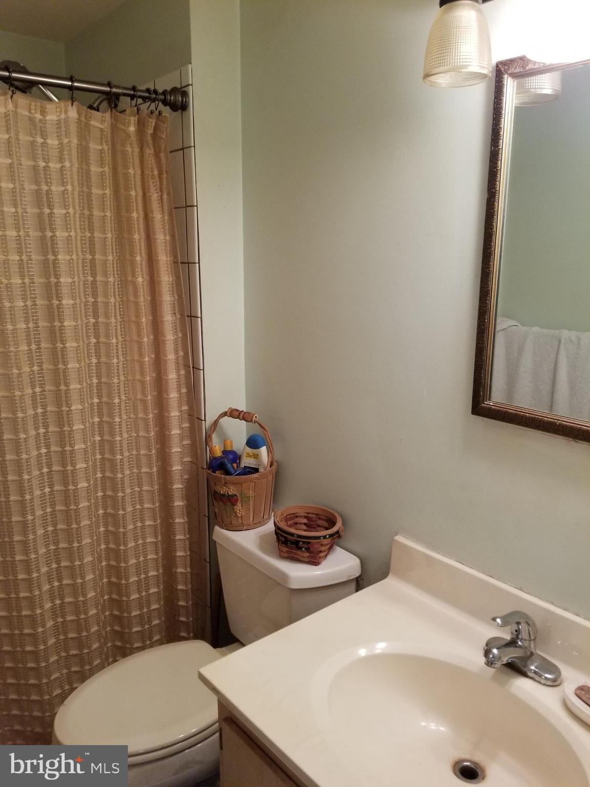 LEEDS SQUARE - Residential