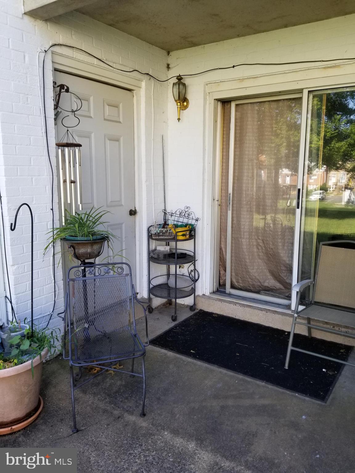 LEEDS SQUARE - Residential