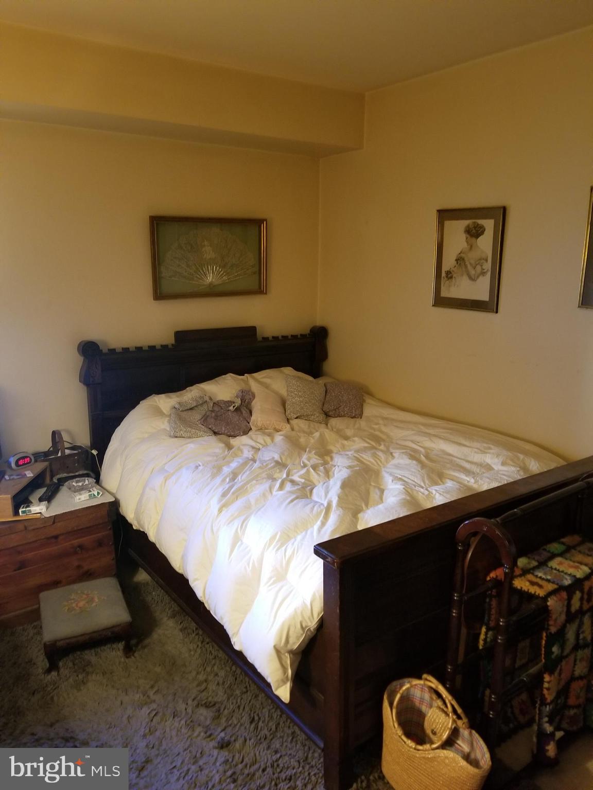 LEEDS SQUARE - Residential