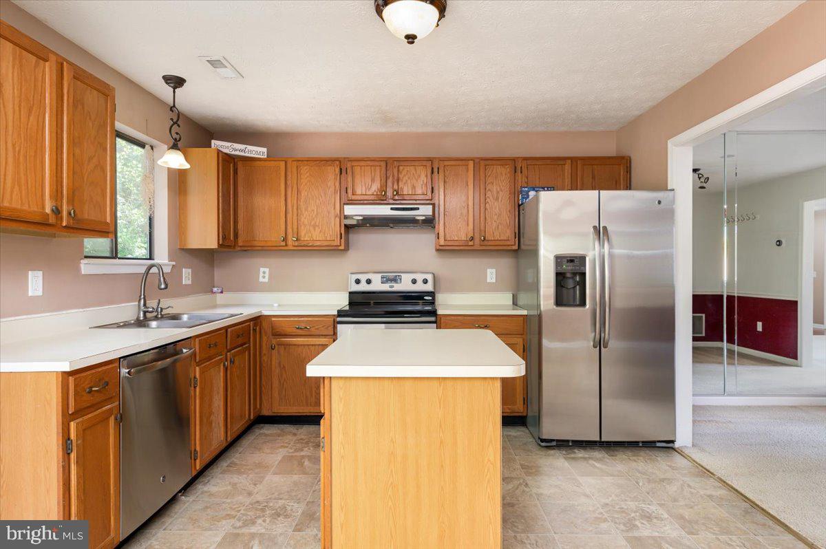 WALNUT RIDGE - Residential