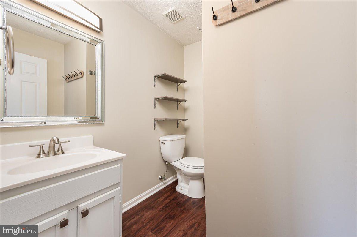 WALNUT RIDGE - Residential