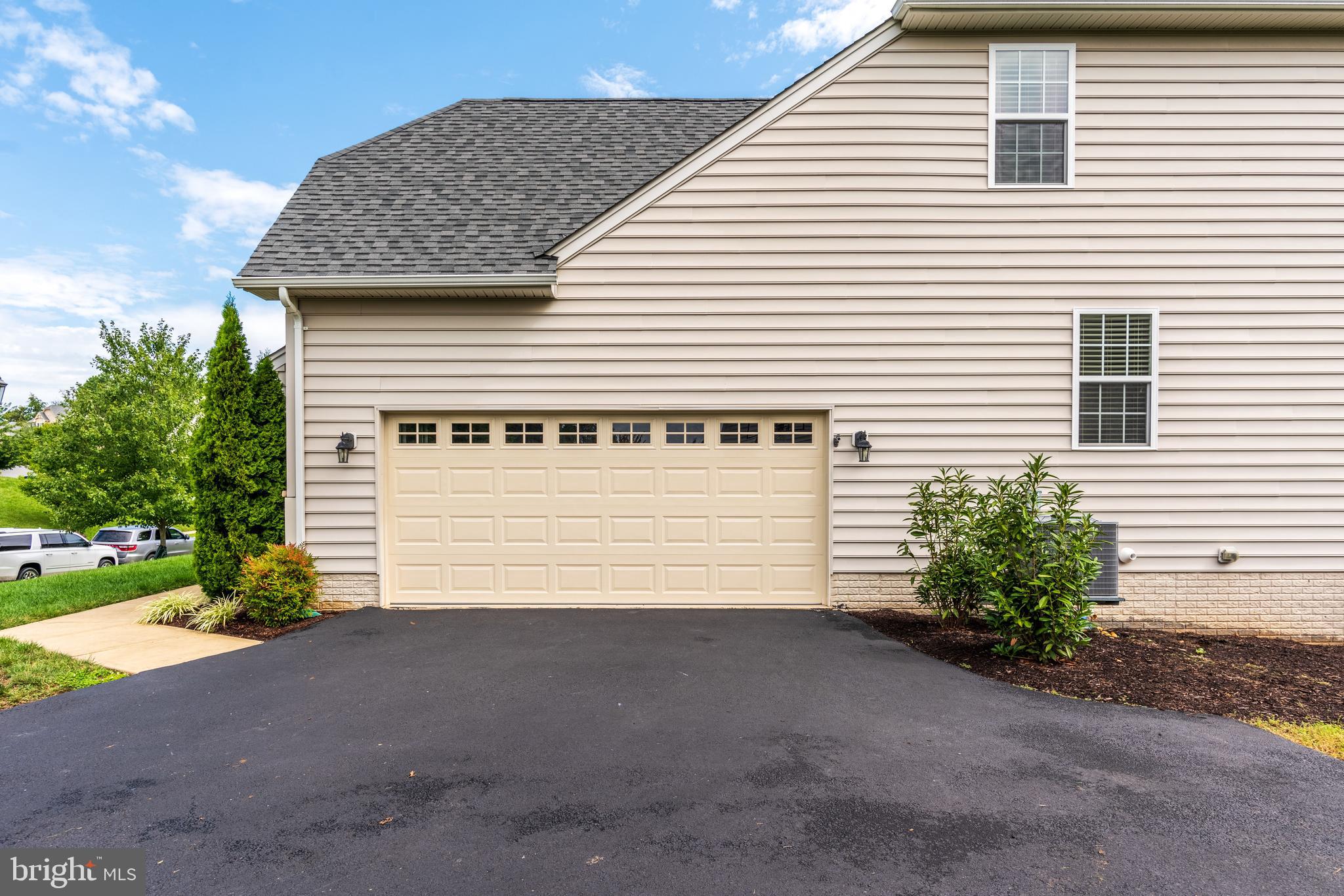 ROCKBRIDGE - Residential