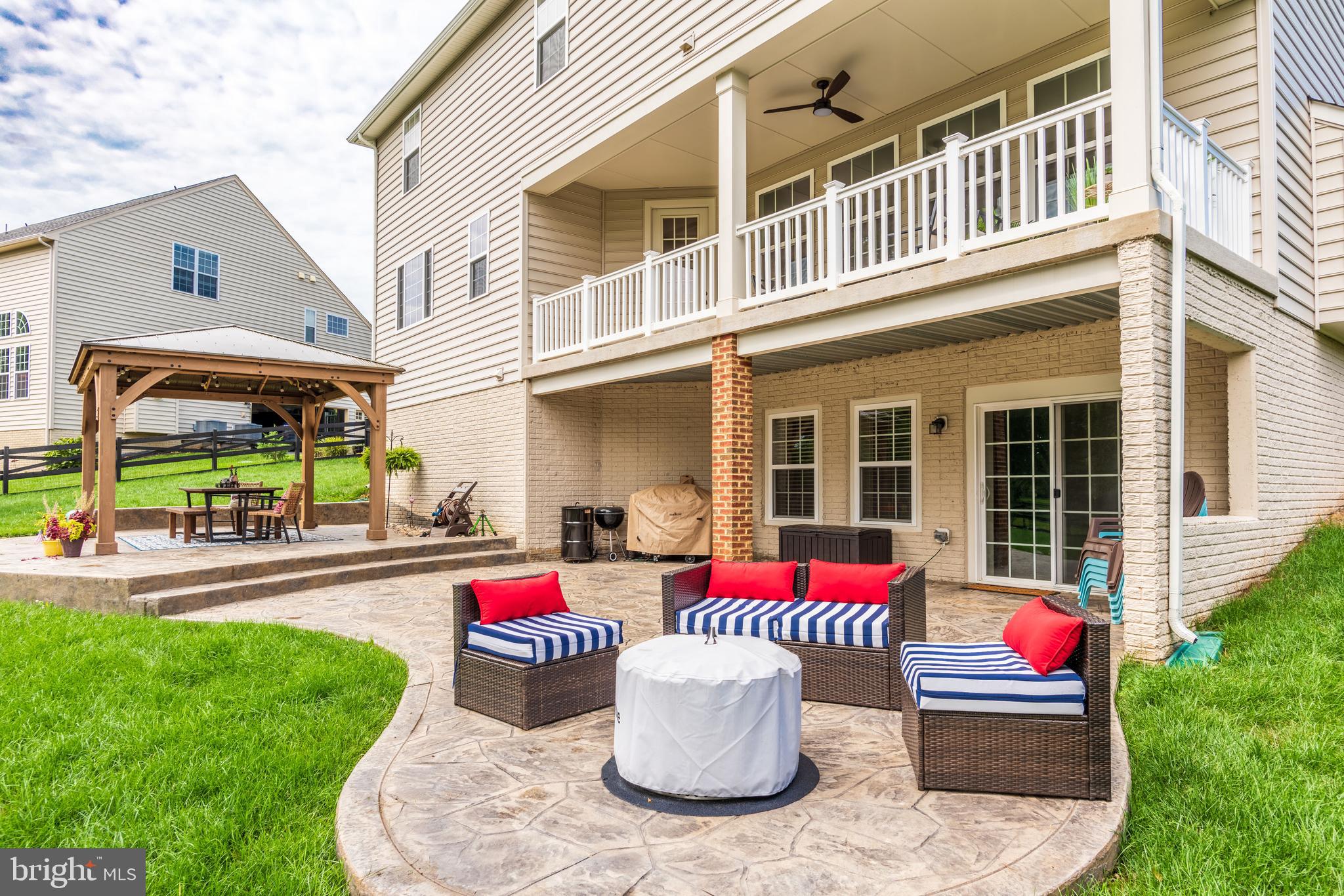 ROCKBRIDGE - Residential