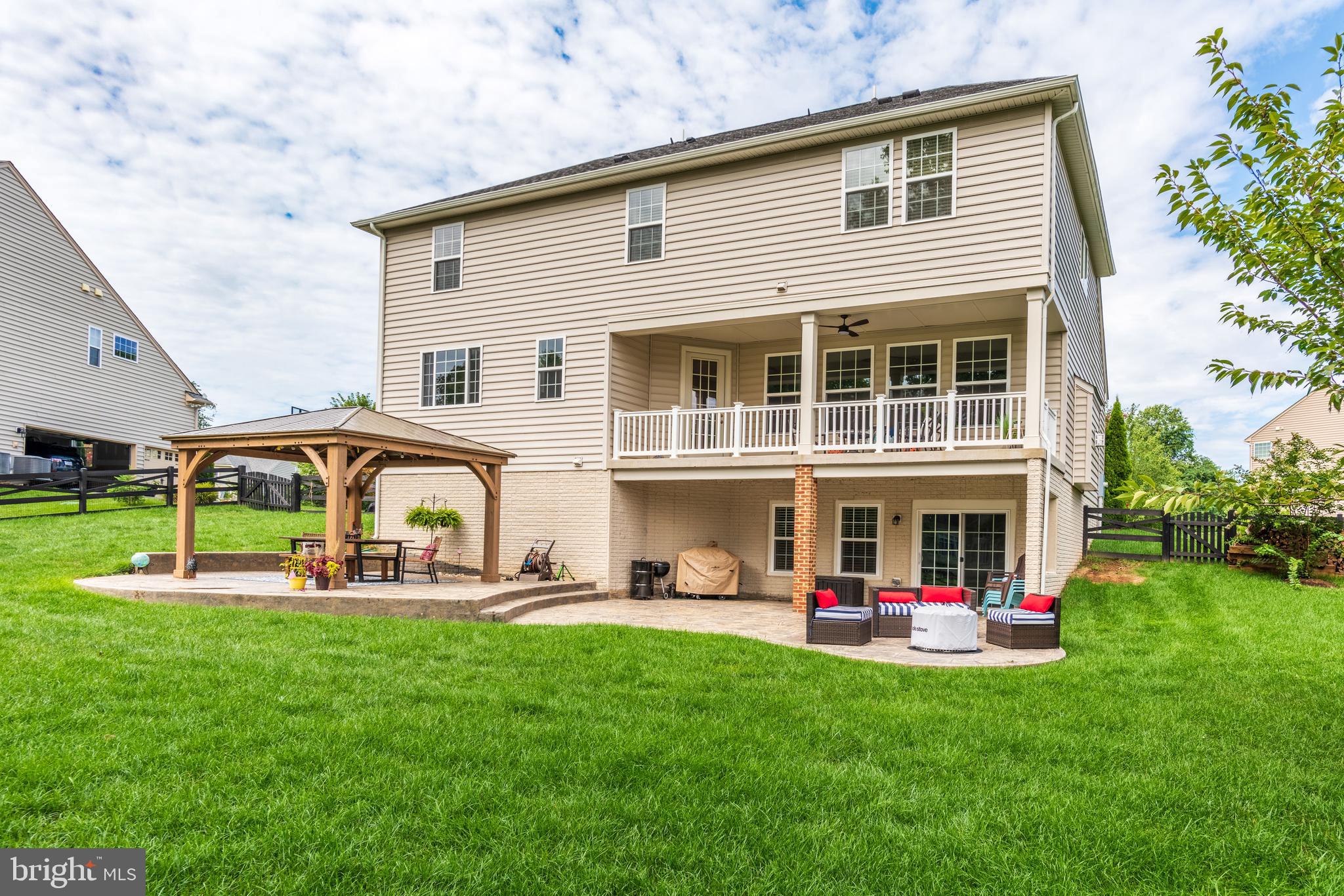 ROCKBRIDGE - Residential