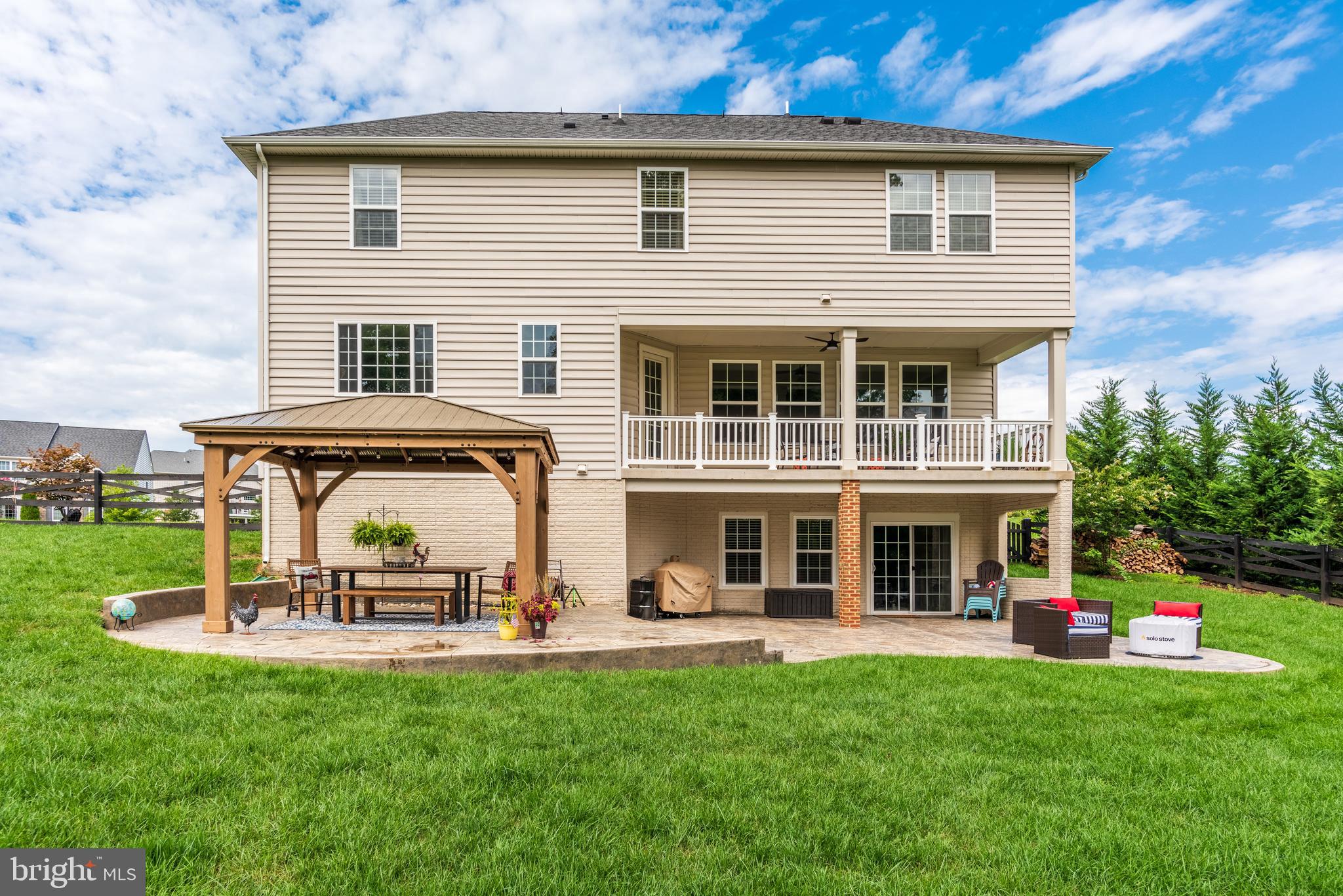 ROCKBRIDGE - Residential