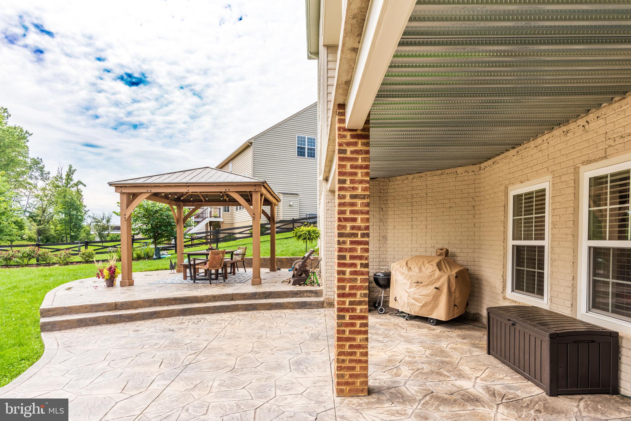 ROCKBRIDGE - Residential