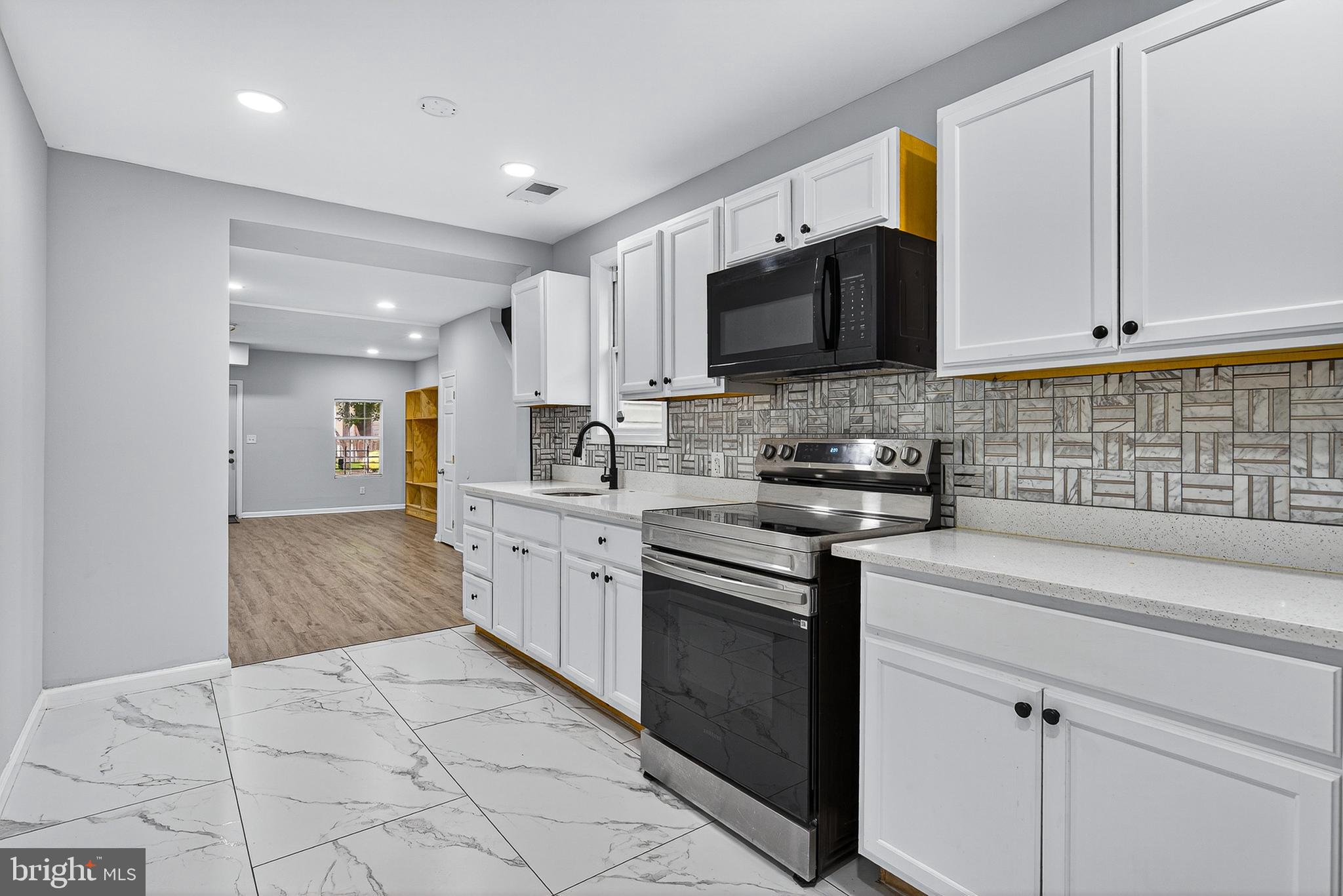 BROOKLYN - Residential