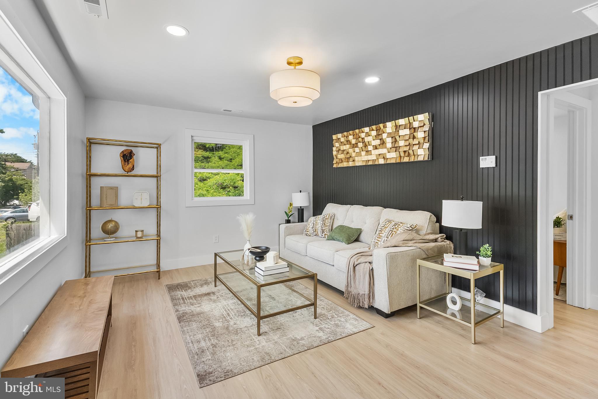 1304 COBB COURT
