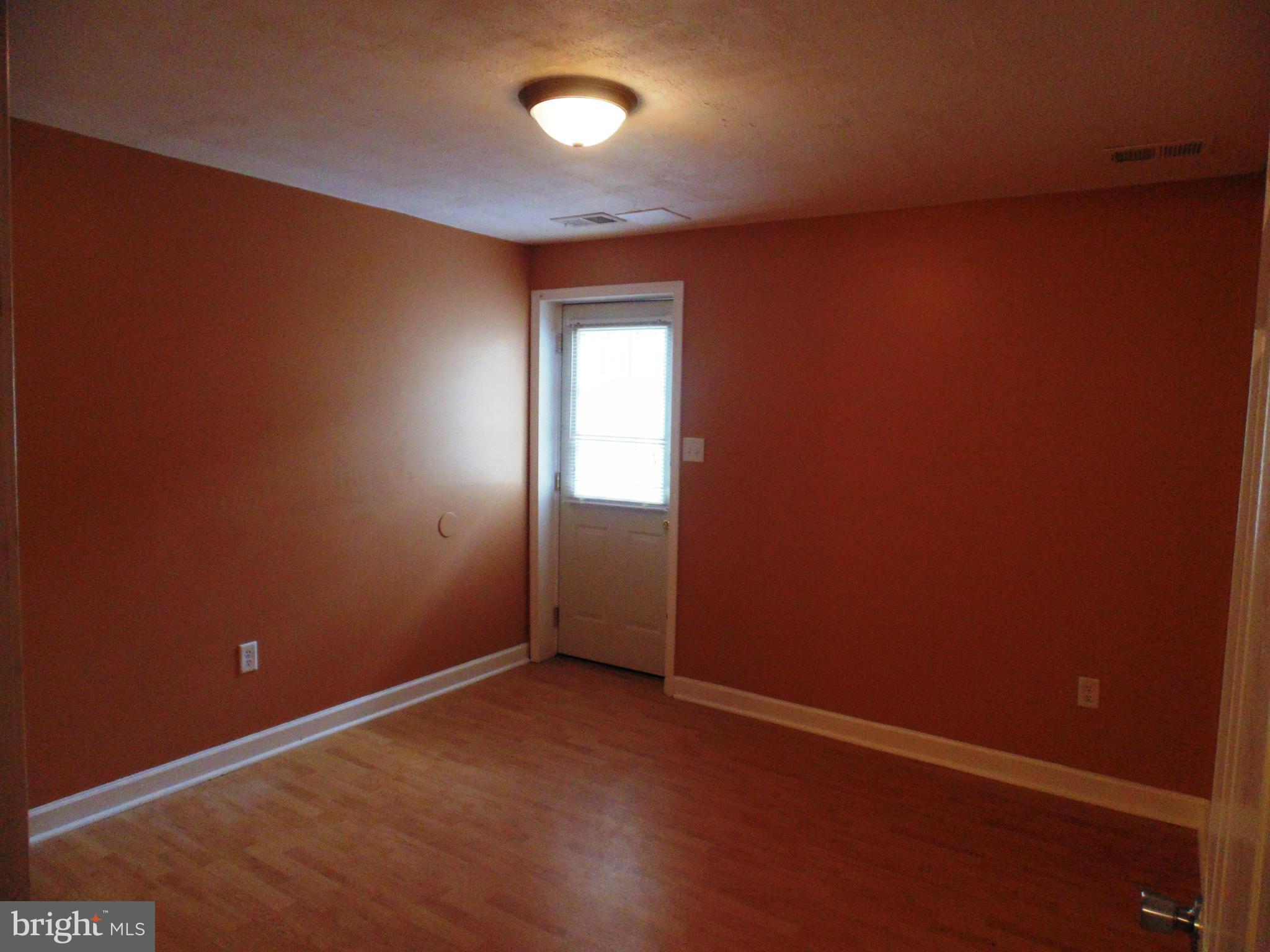 MILL CREEK - Residential Lease