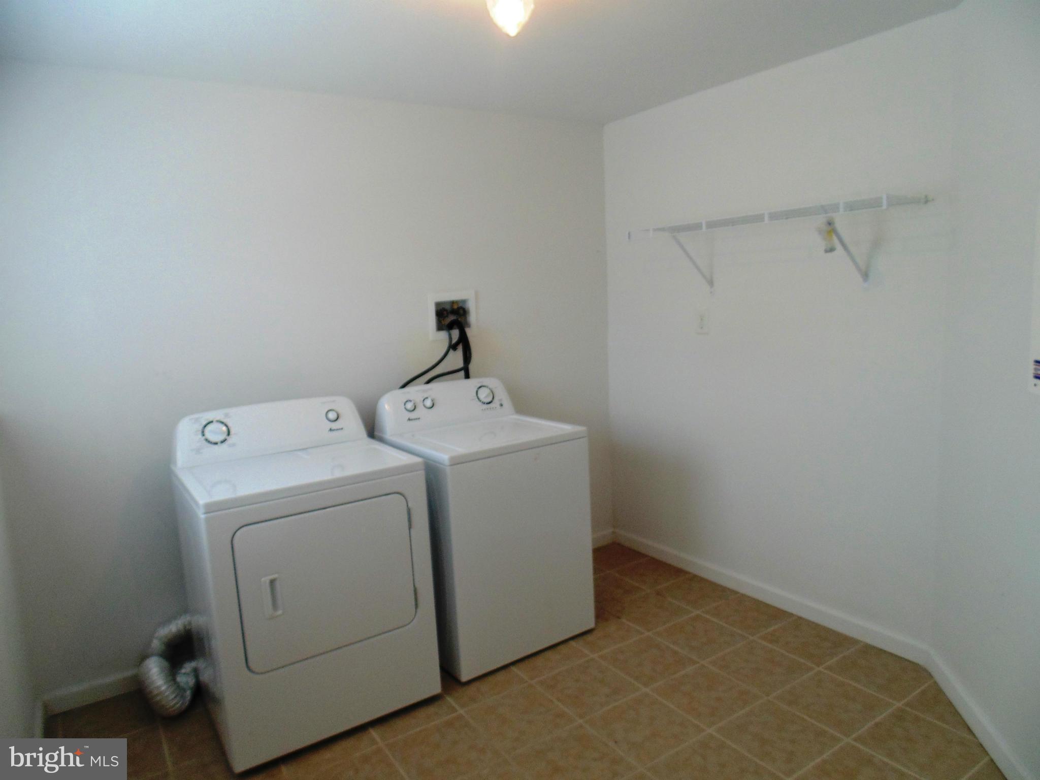 MILL CREEK - Residential Lease