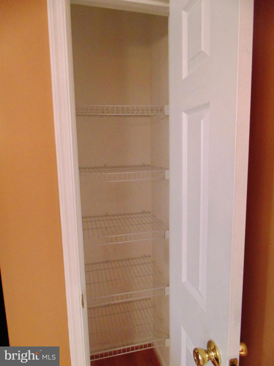 MILL CREEK - Residential Lease