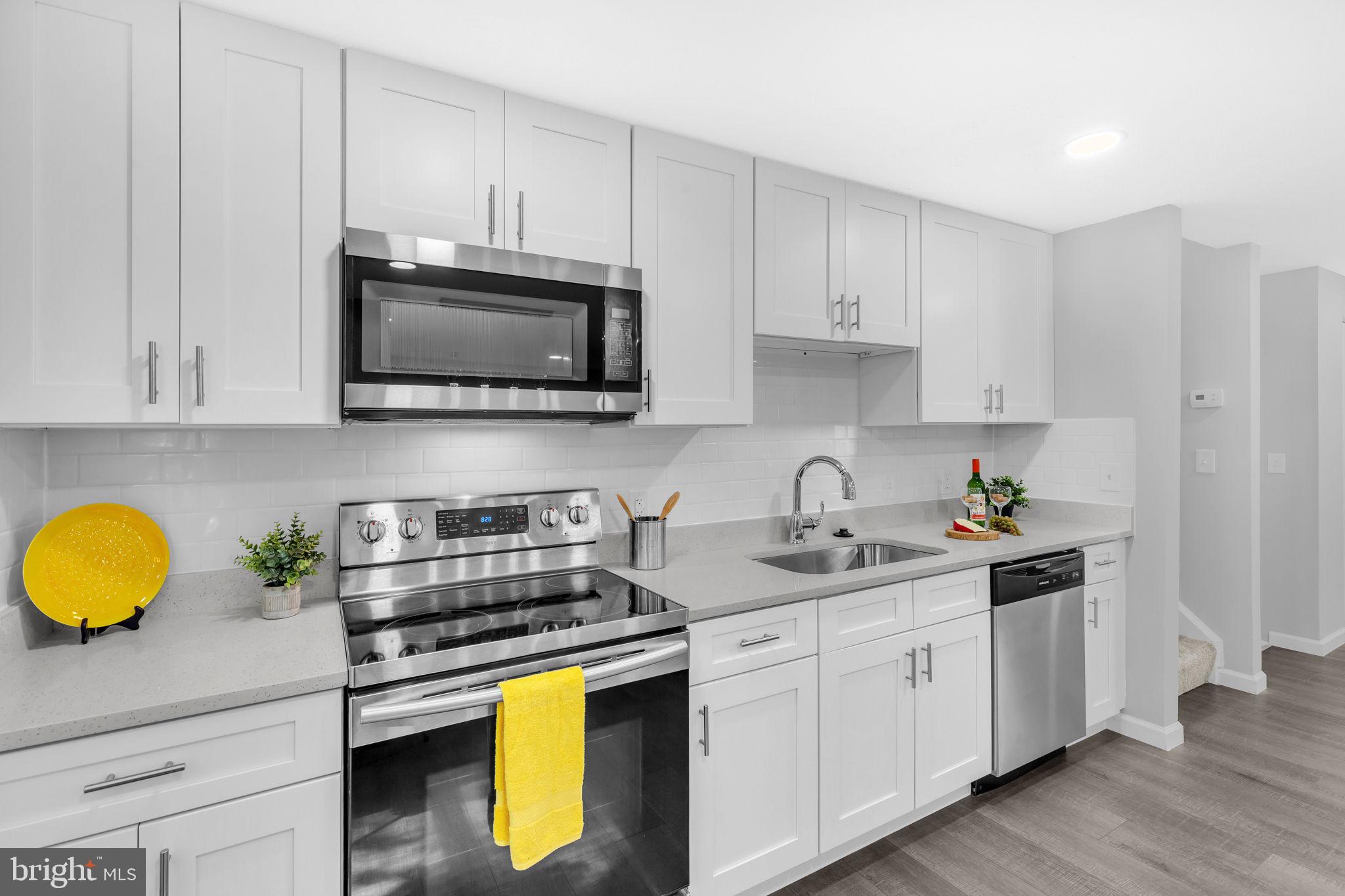 RAMBLING HILLS 0 - Residential