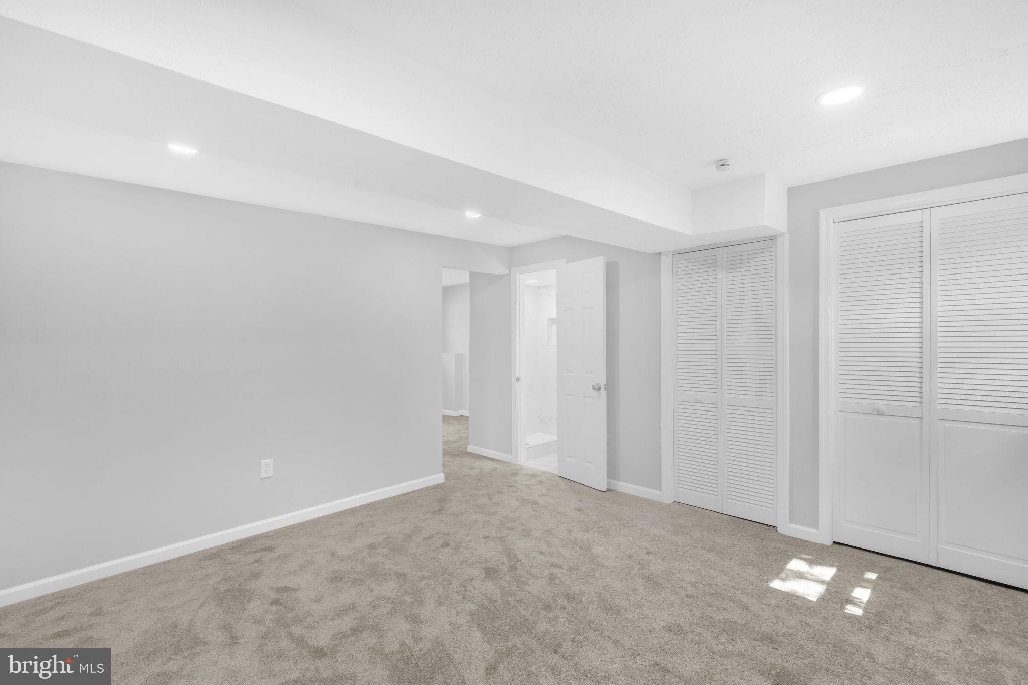 RAMBLING HILLS 0 - Residential