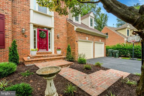11181 LONGWOOD GROVE DRIVE RESTON VA 20194