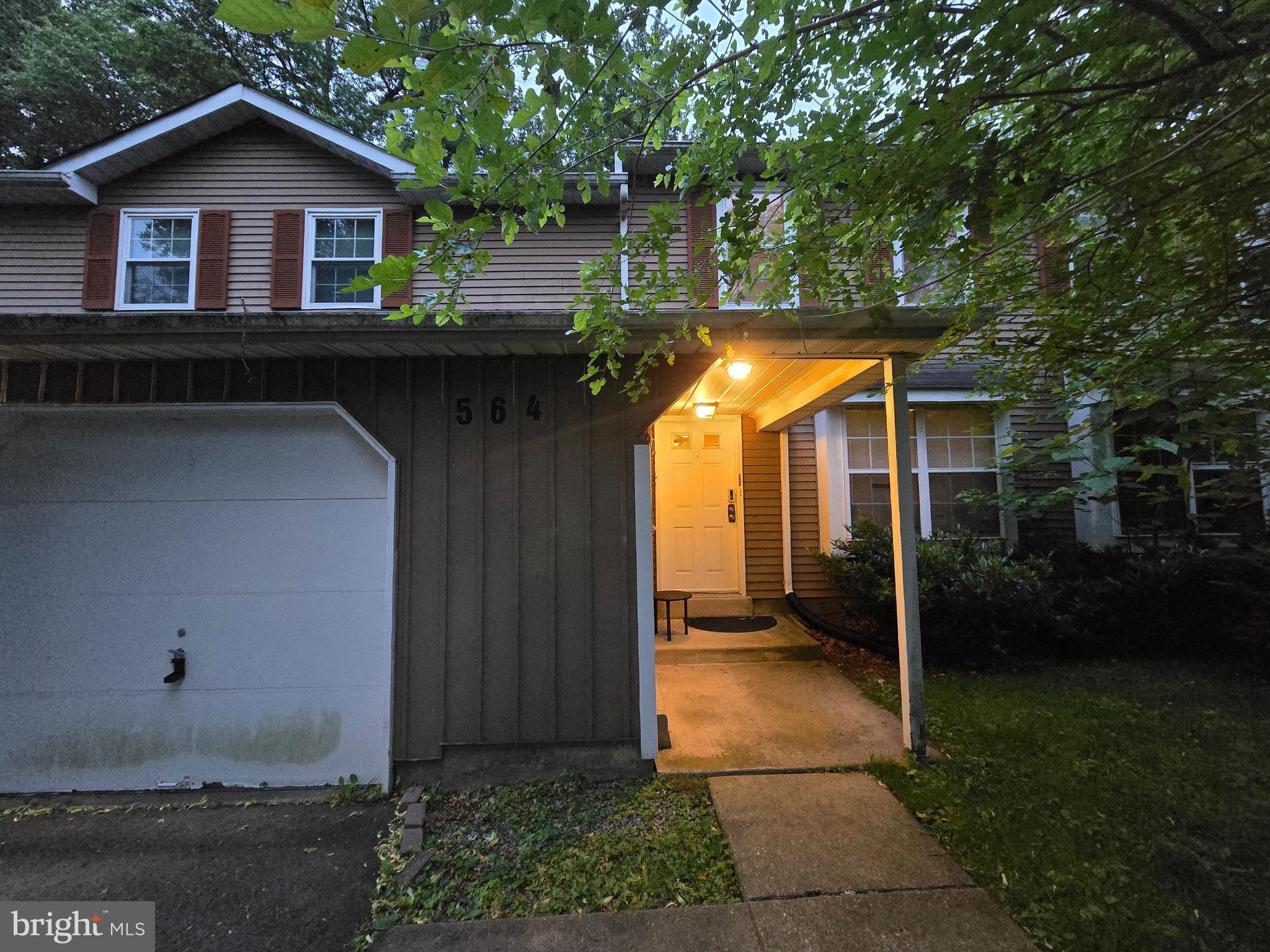 HEACOCK MDWS - Residential Lease