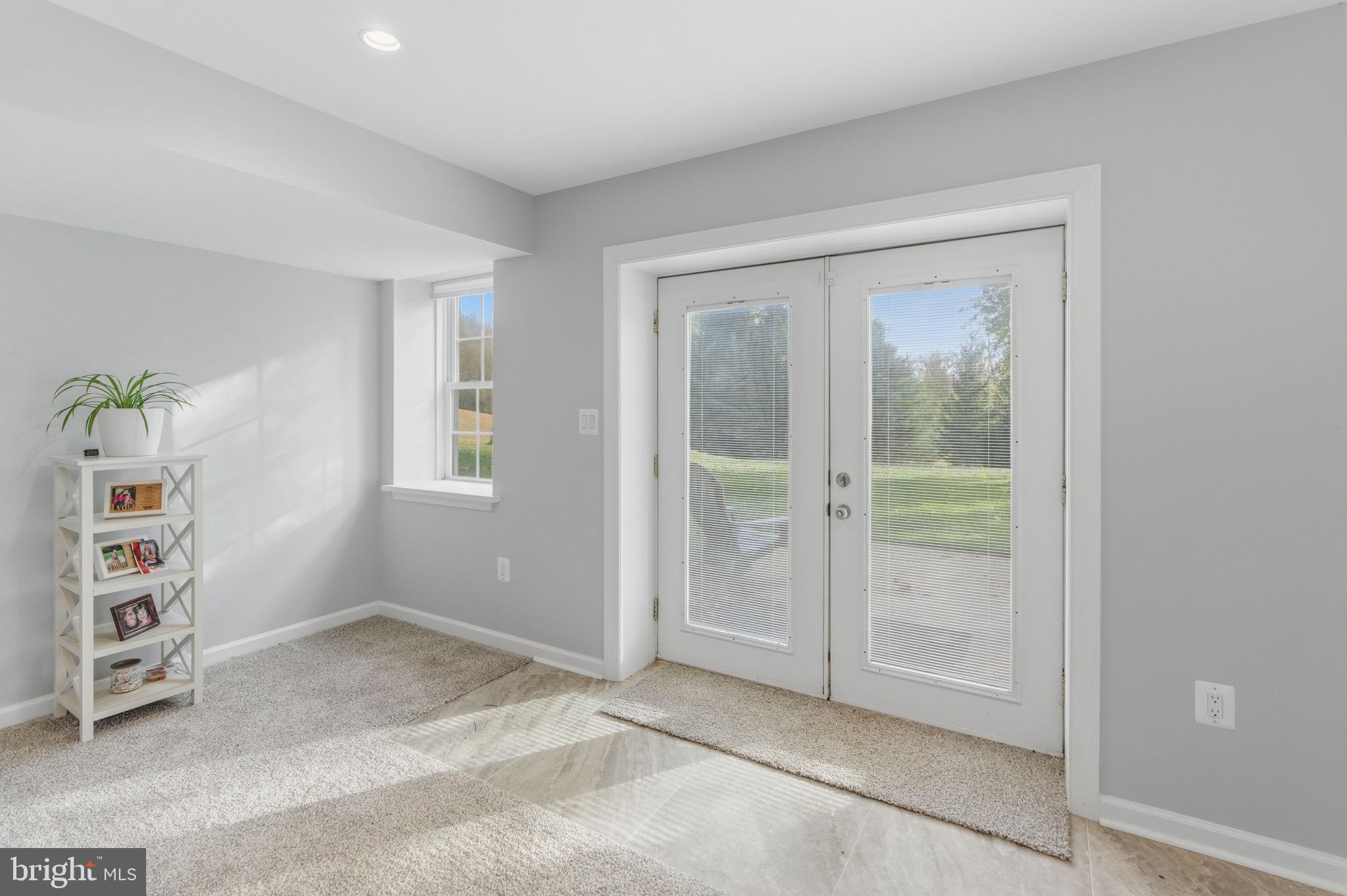 MOUNTAIN BROOK ESTATES - Residential