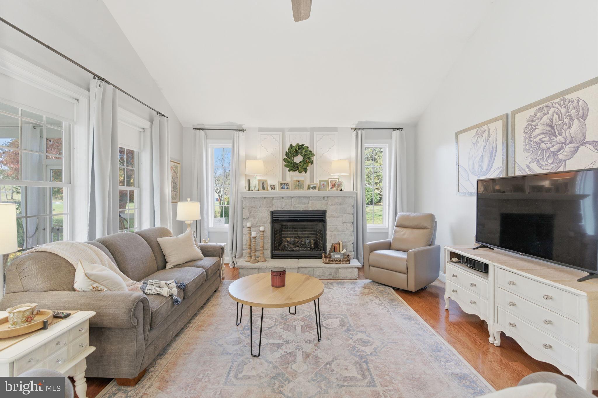 MOUNTAIN BROOK ESTATES - Residential