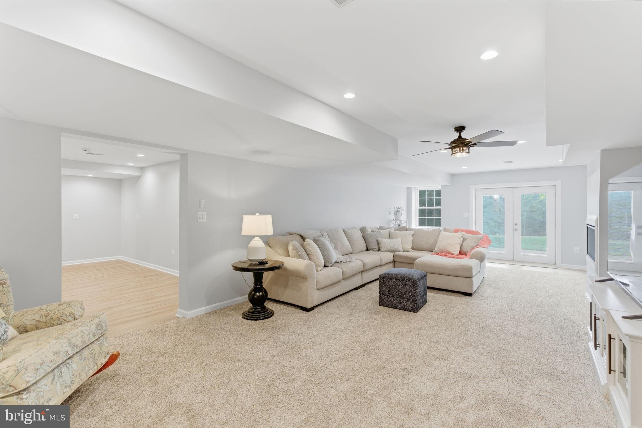 MOUNTAIN BROOK ESTATES - Residential