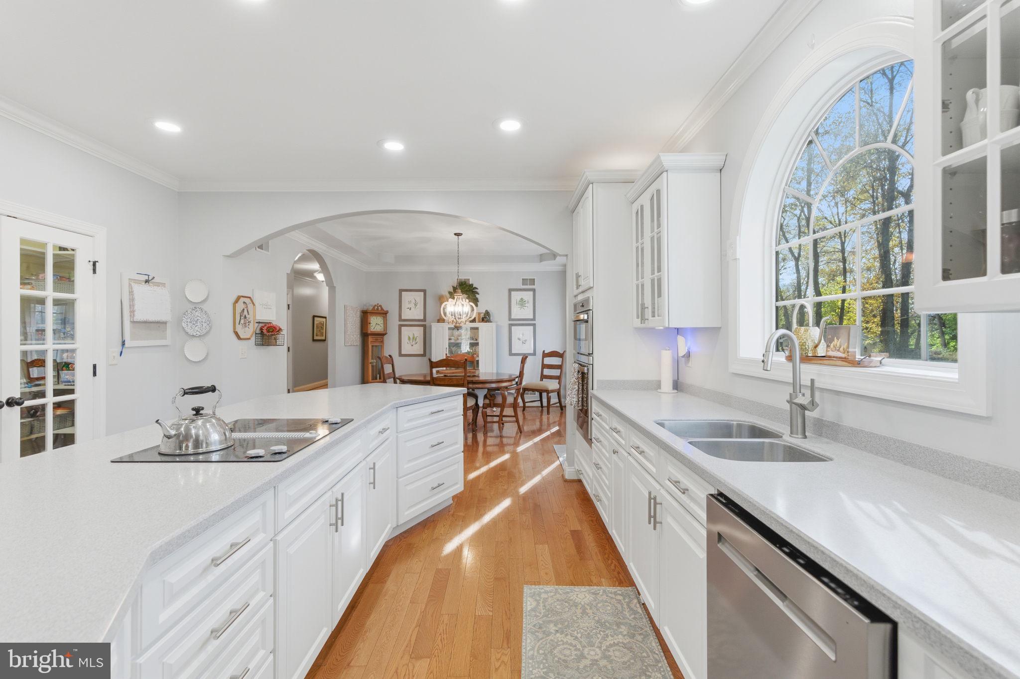 MOUNTAIN BROOK ESTATES - Residential