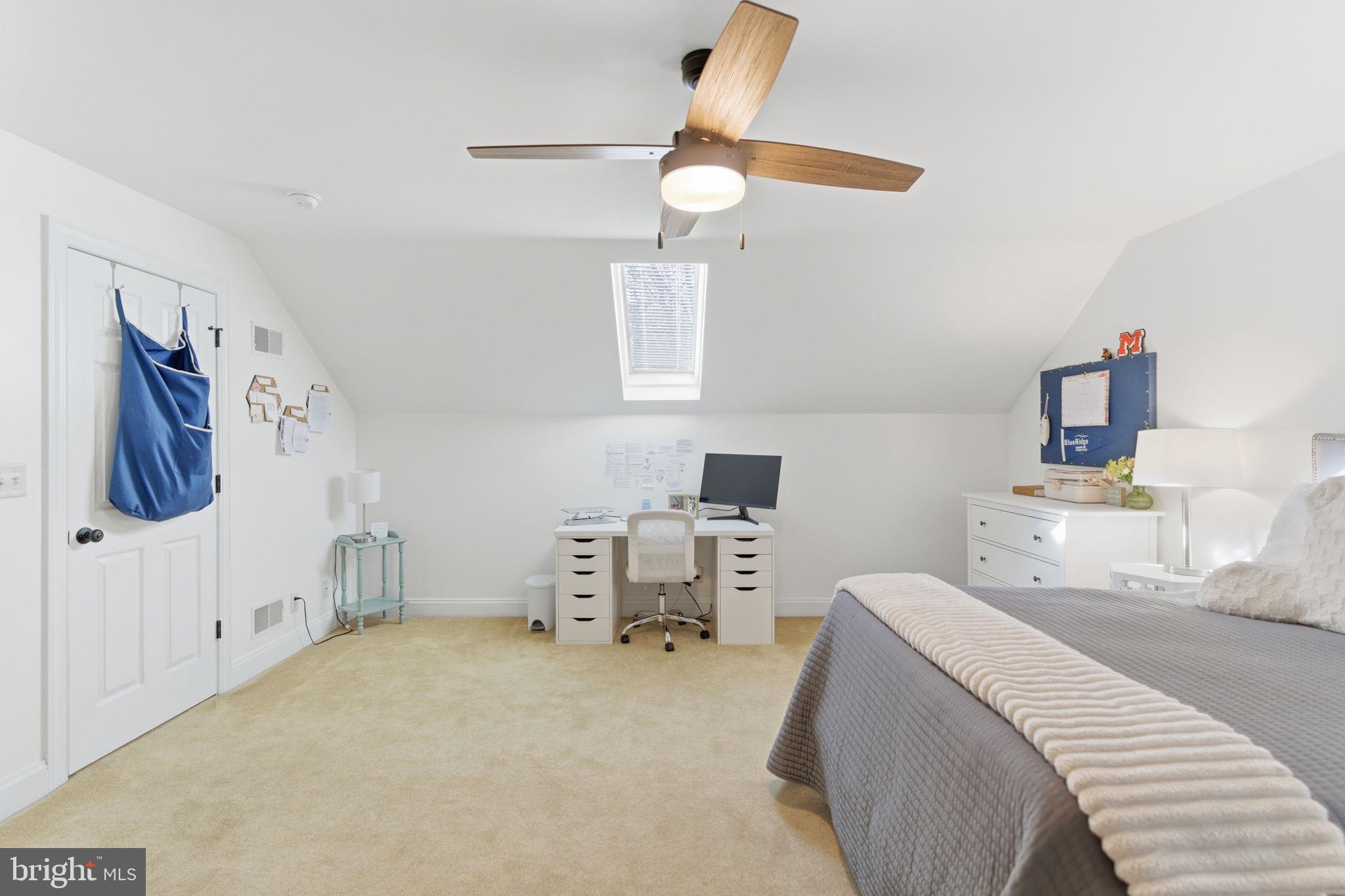 MOUNTAIN BROOK ESTATES - Residential