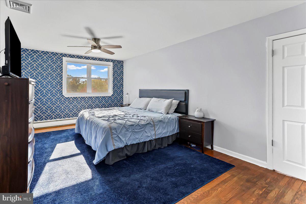 COLONIAL VIL GREEN - Residential