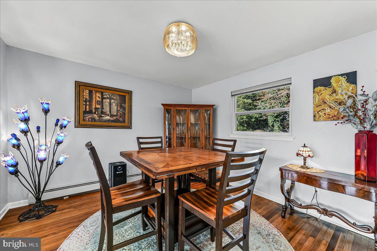 COLONIAL VIL GREEN - Residential