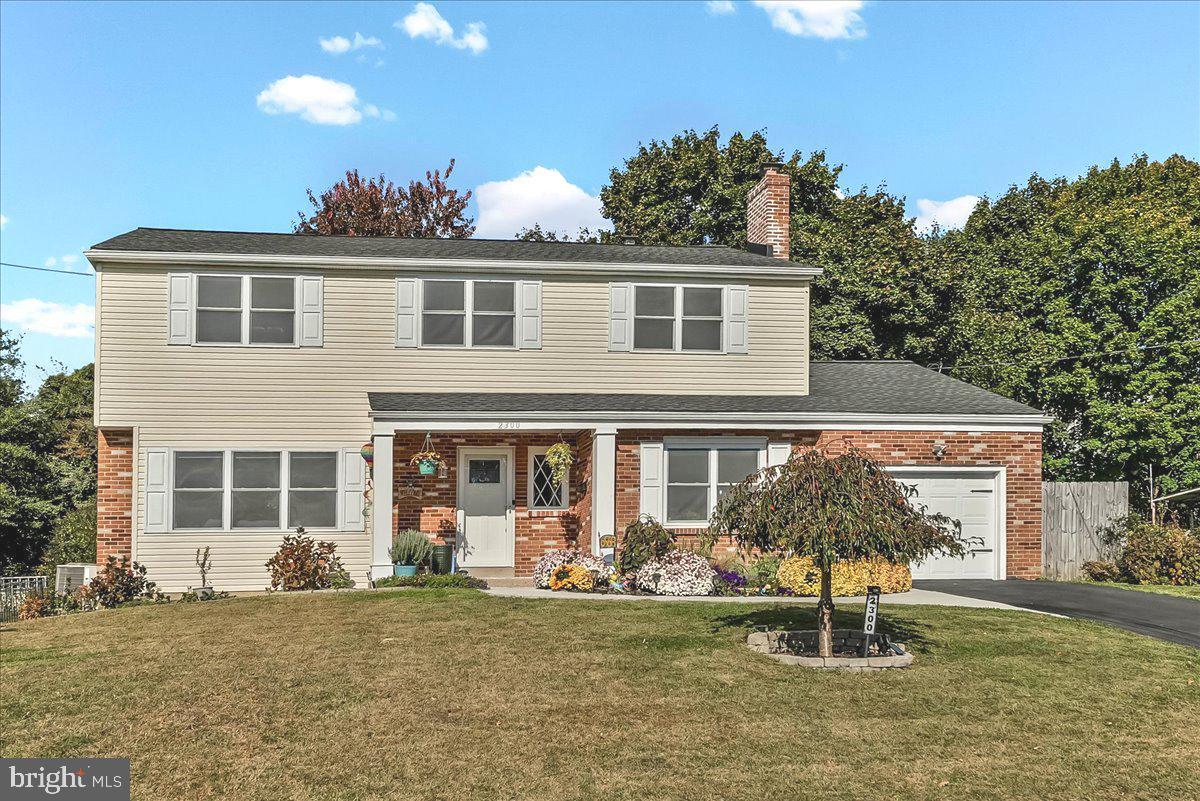 COLONIAL VIL GREEN - Residential