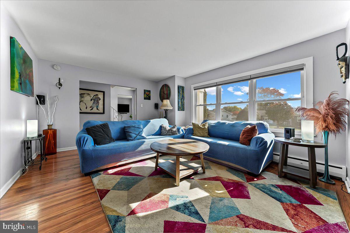 COLONIAL VIL GREEN - Residential