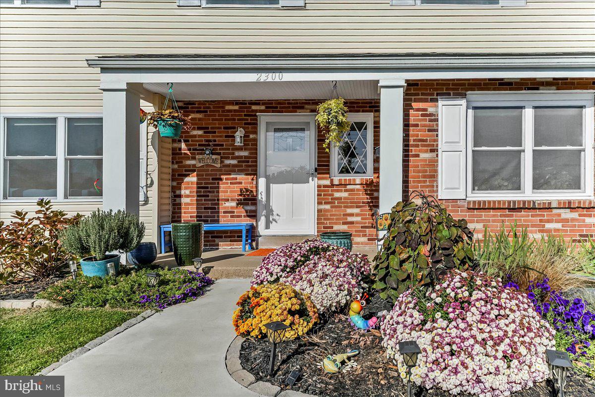 2300 OVERLOOK DRIVE