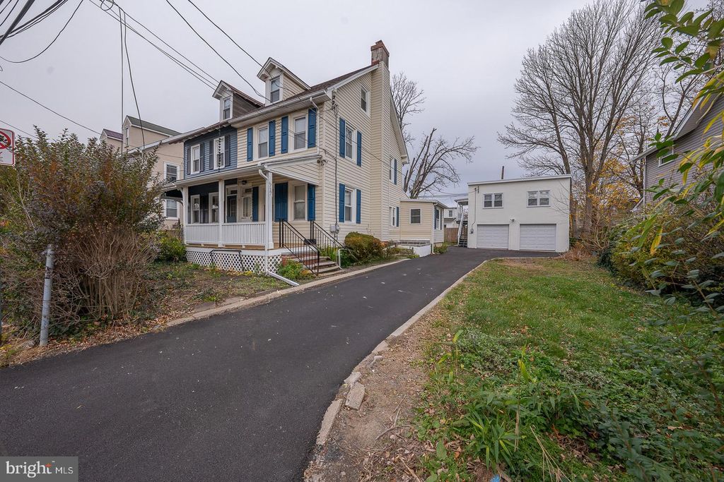 Photo of 717 Miller Street, BRYN MAWR, PA 19010 (MLS # PADE2104596)