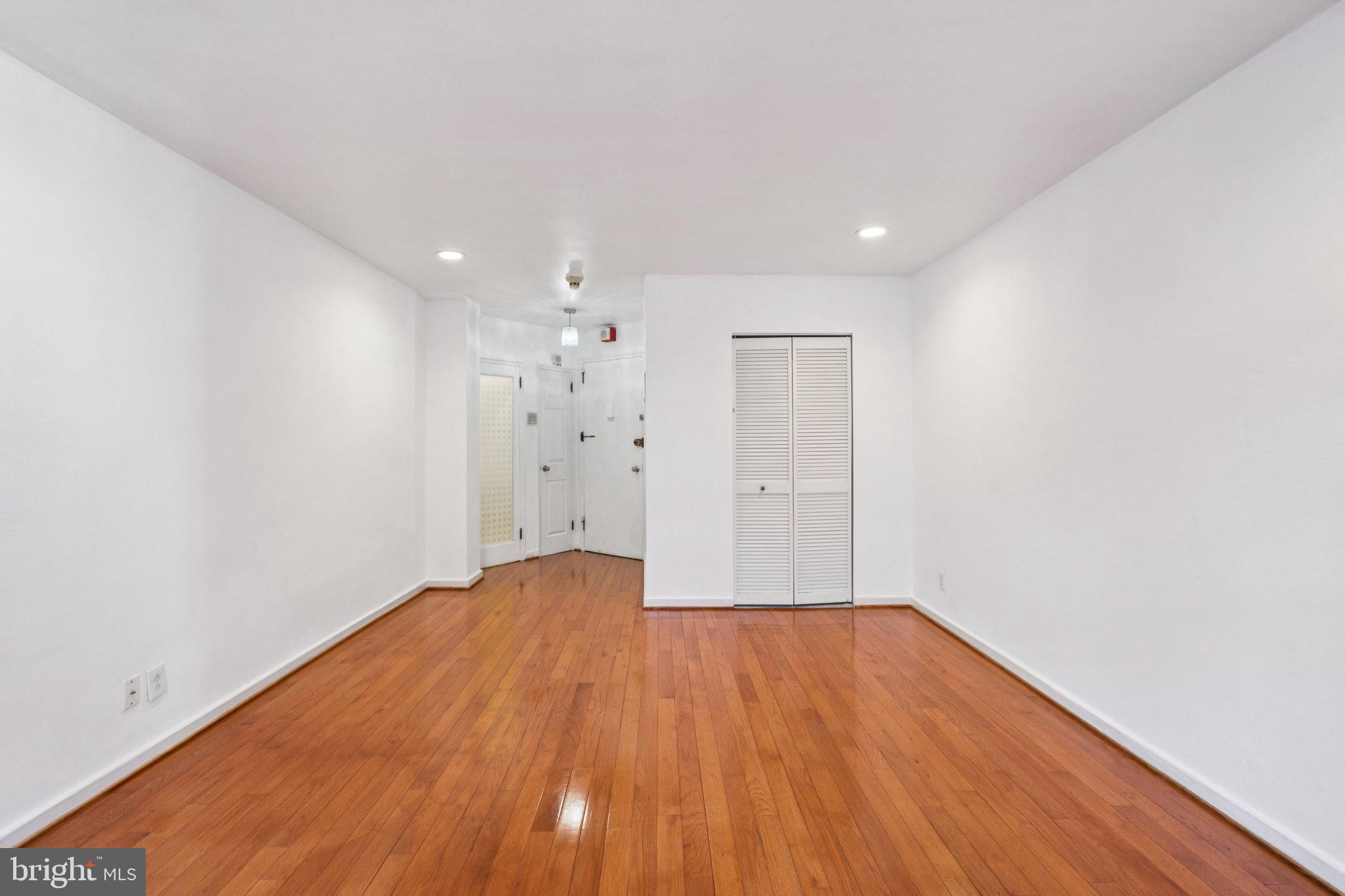 ART MUSEUM AREA - Residential