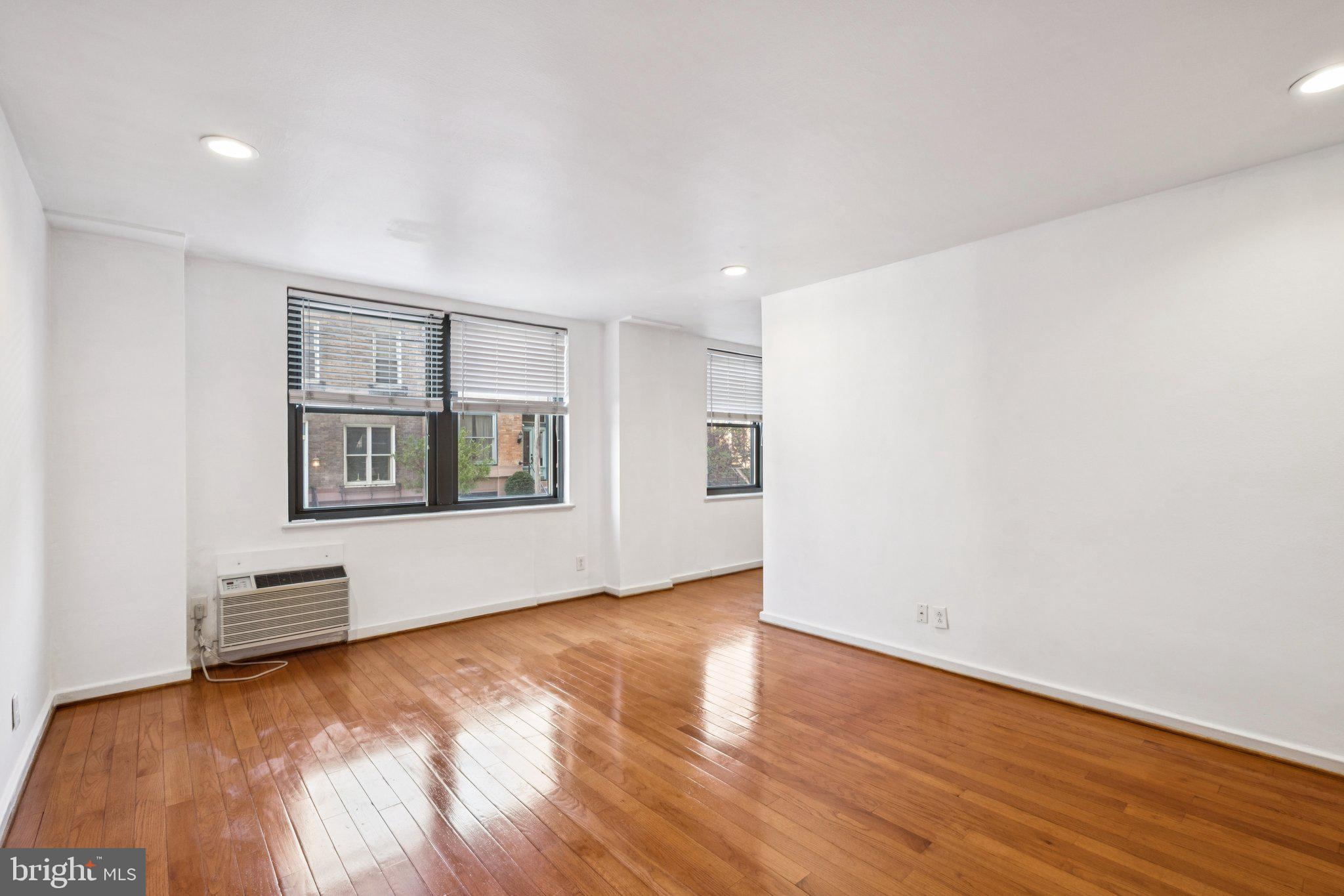 ART MUSEUM AREA - Residential