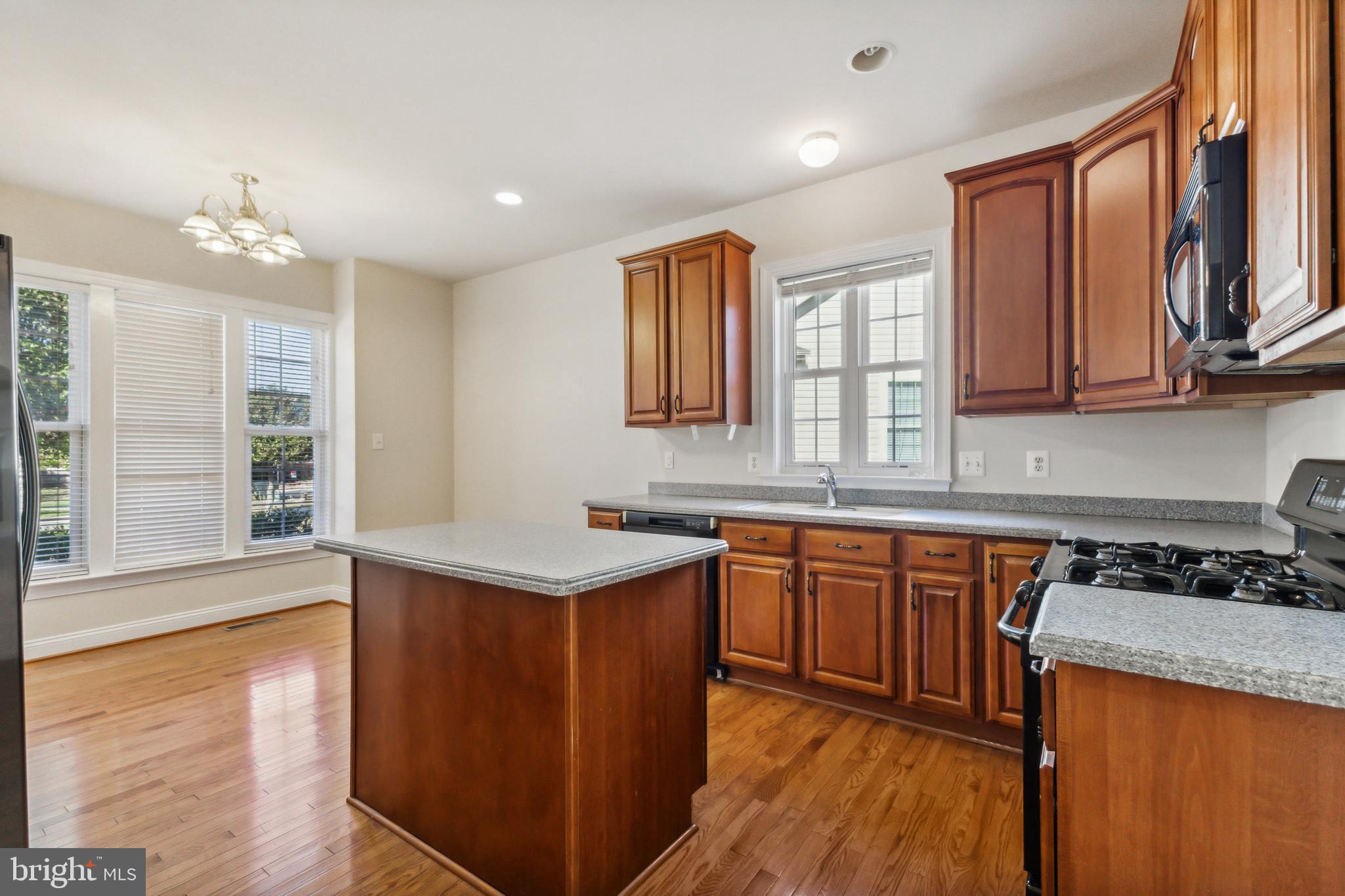 ST CHARLES HERITAGE - Residential