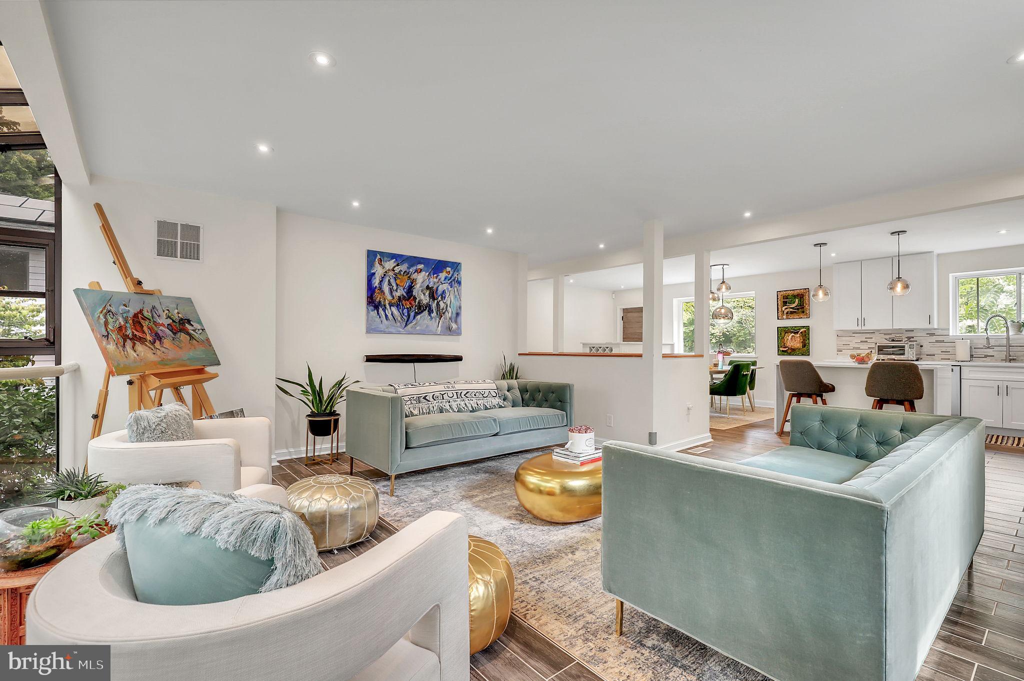 BANNOCKBURN ESTATES - Residential