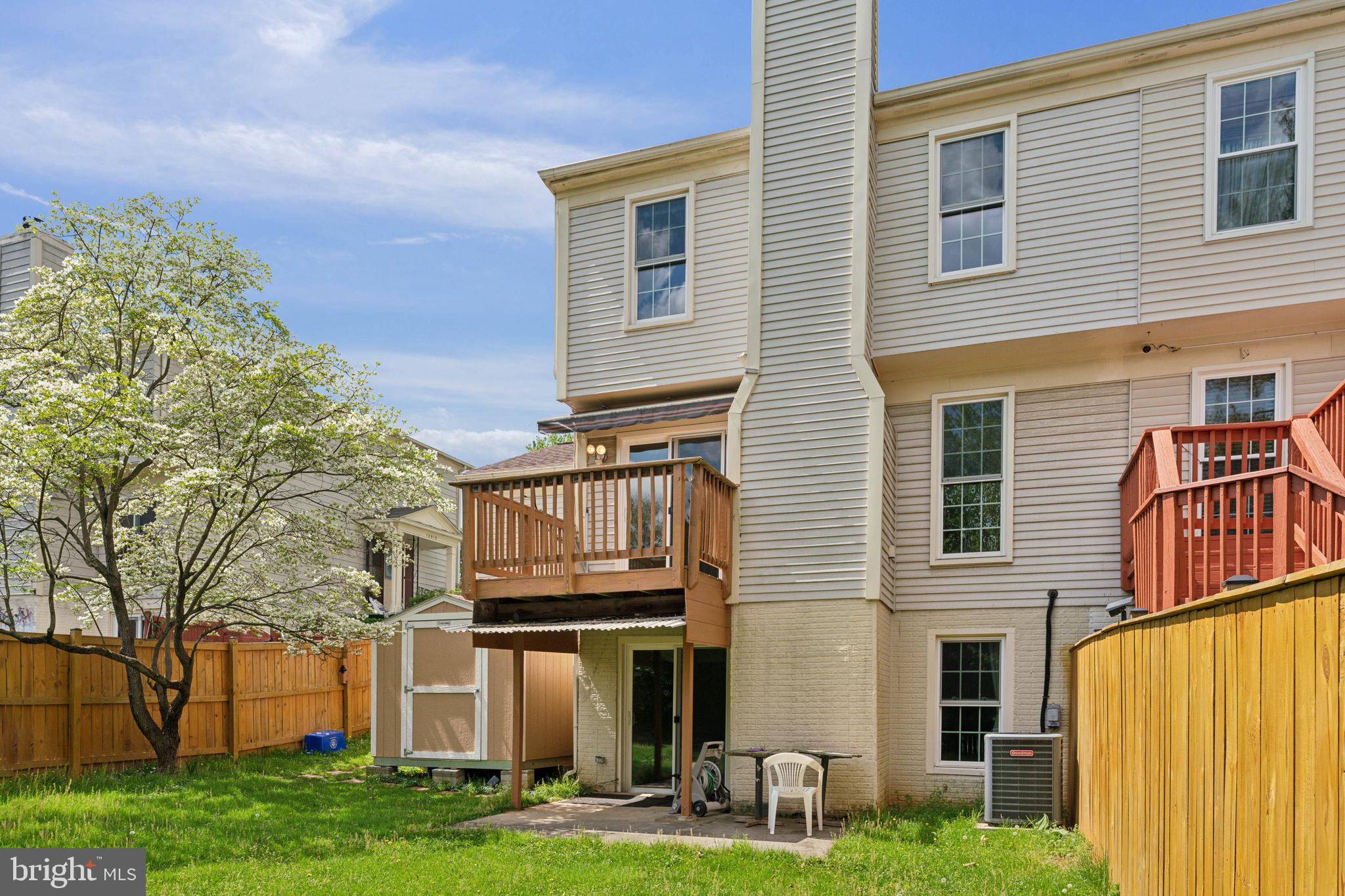 CHURCHILL TOWN SECTOR - Residential Lease