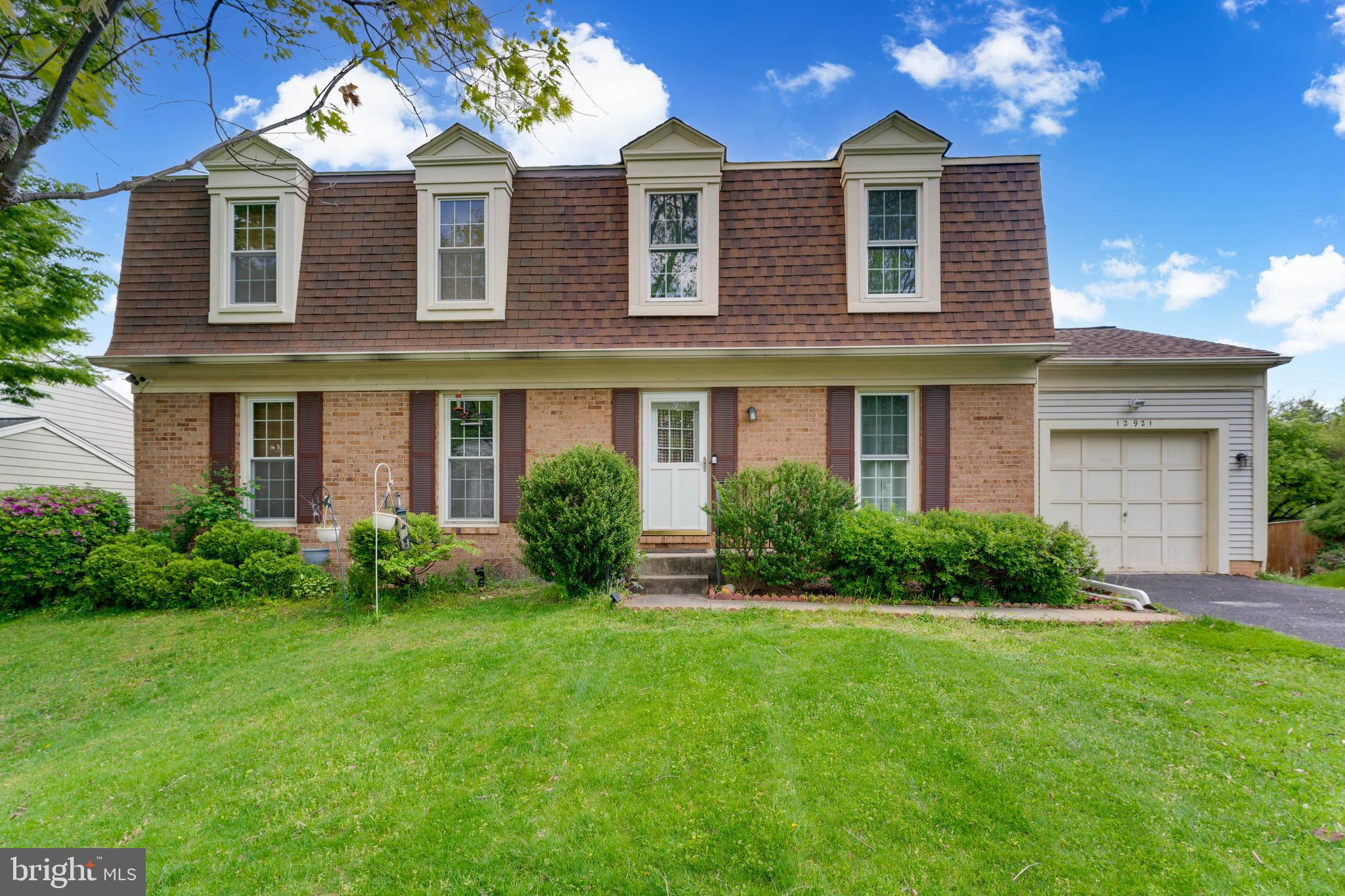 CHURCHILL TOWN SECTOR - Residential Lease