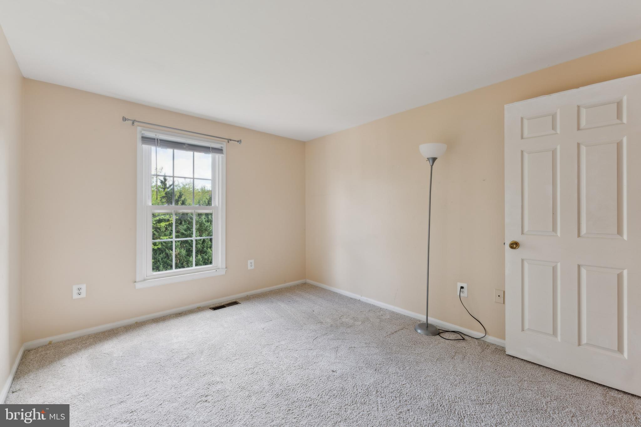 CHURCHILL TOWN SECTOR - Residential Lease