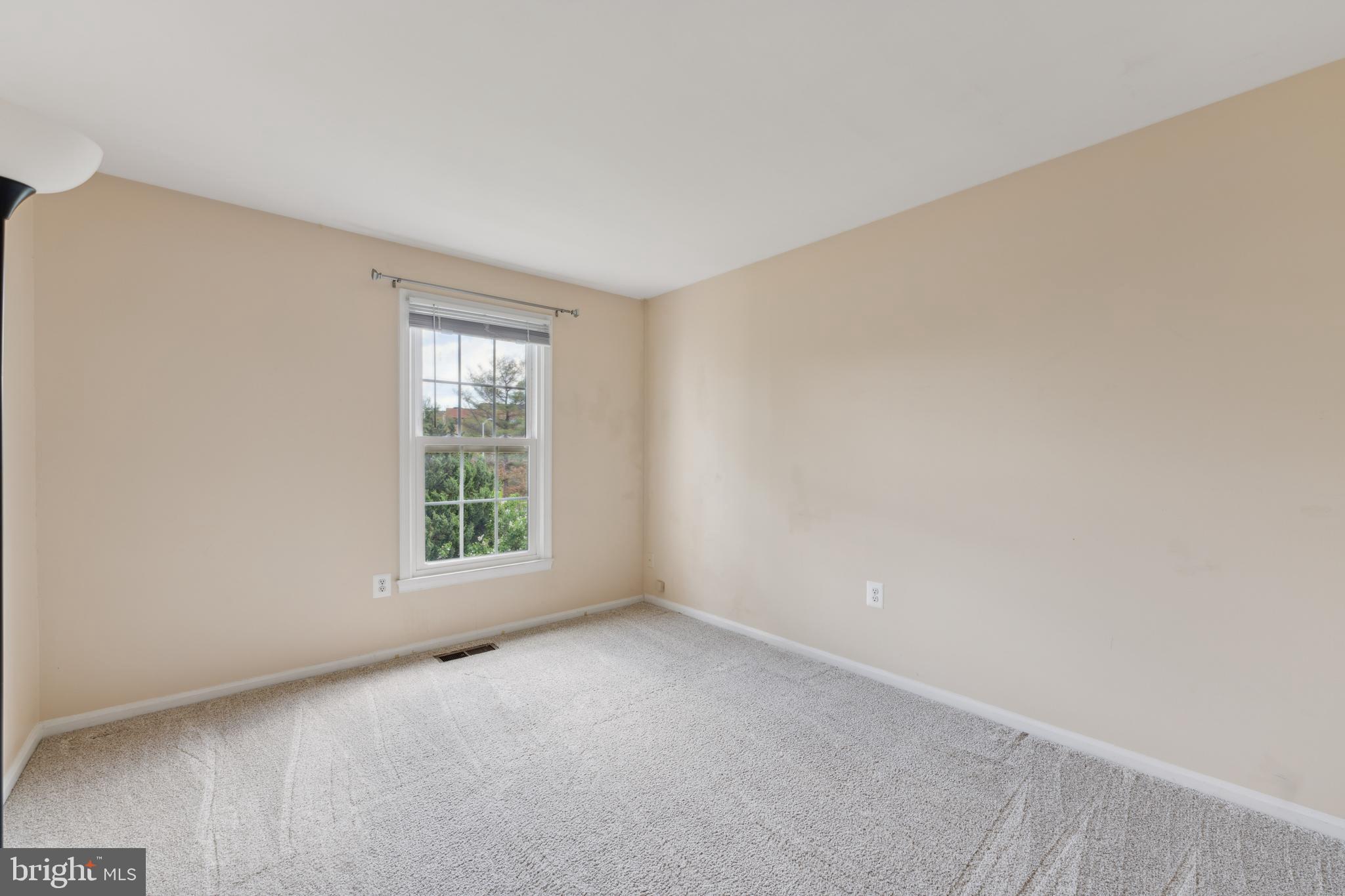 CHURCHILL TOWN SECTOR - Residential Lease