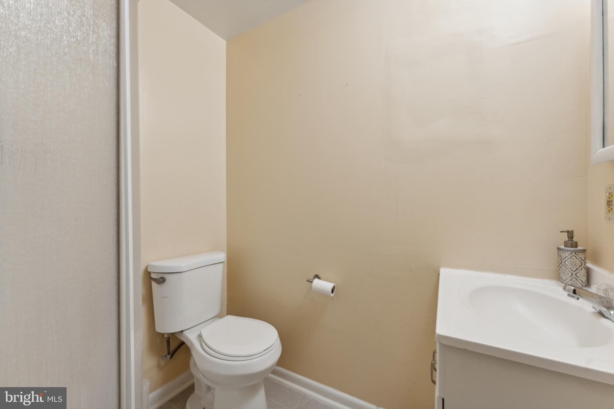 CHURCHILL TOWN SECTOR - Residential Lease