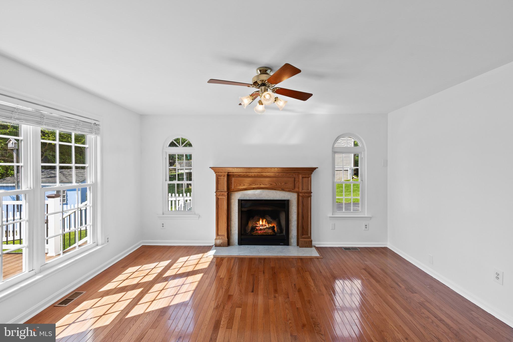 CARROLLTOWNE - Residential