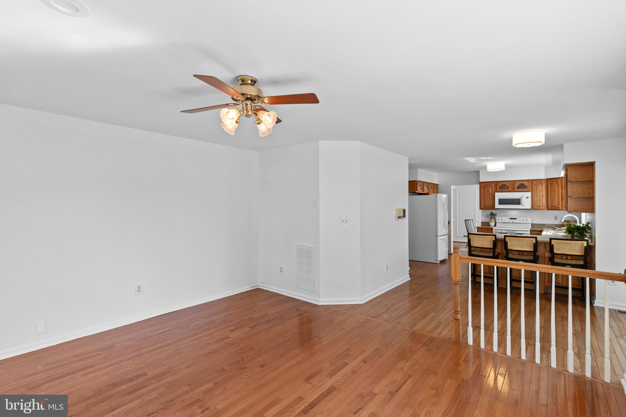 CARROLLTOWNE - Residential