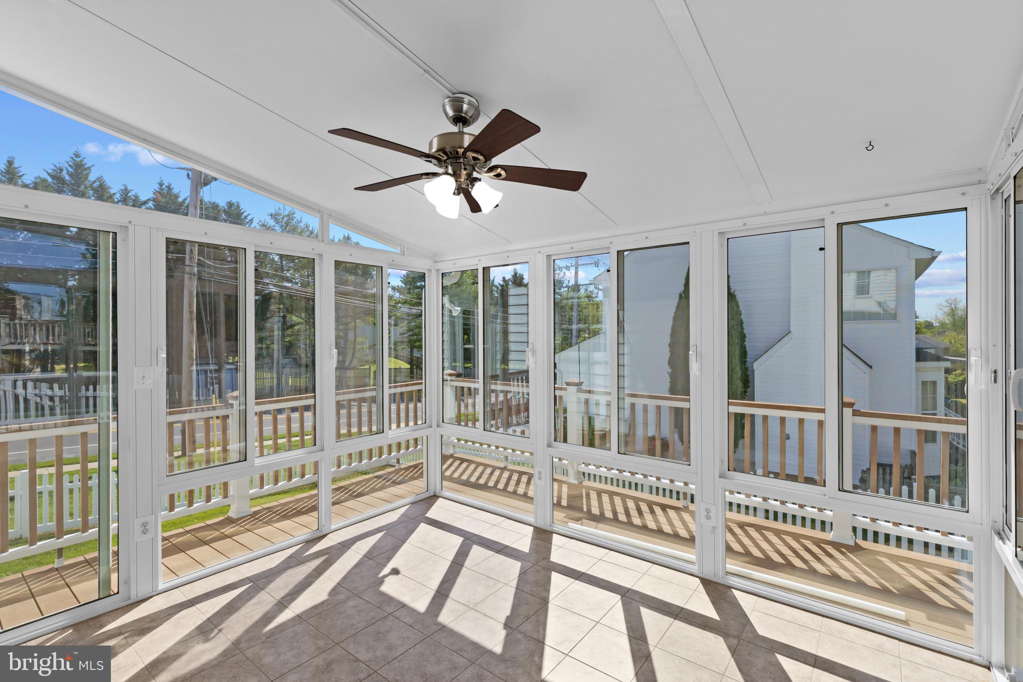 CARROLLTOWNE - Residential