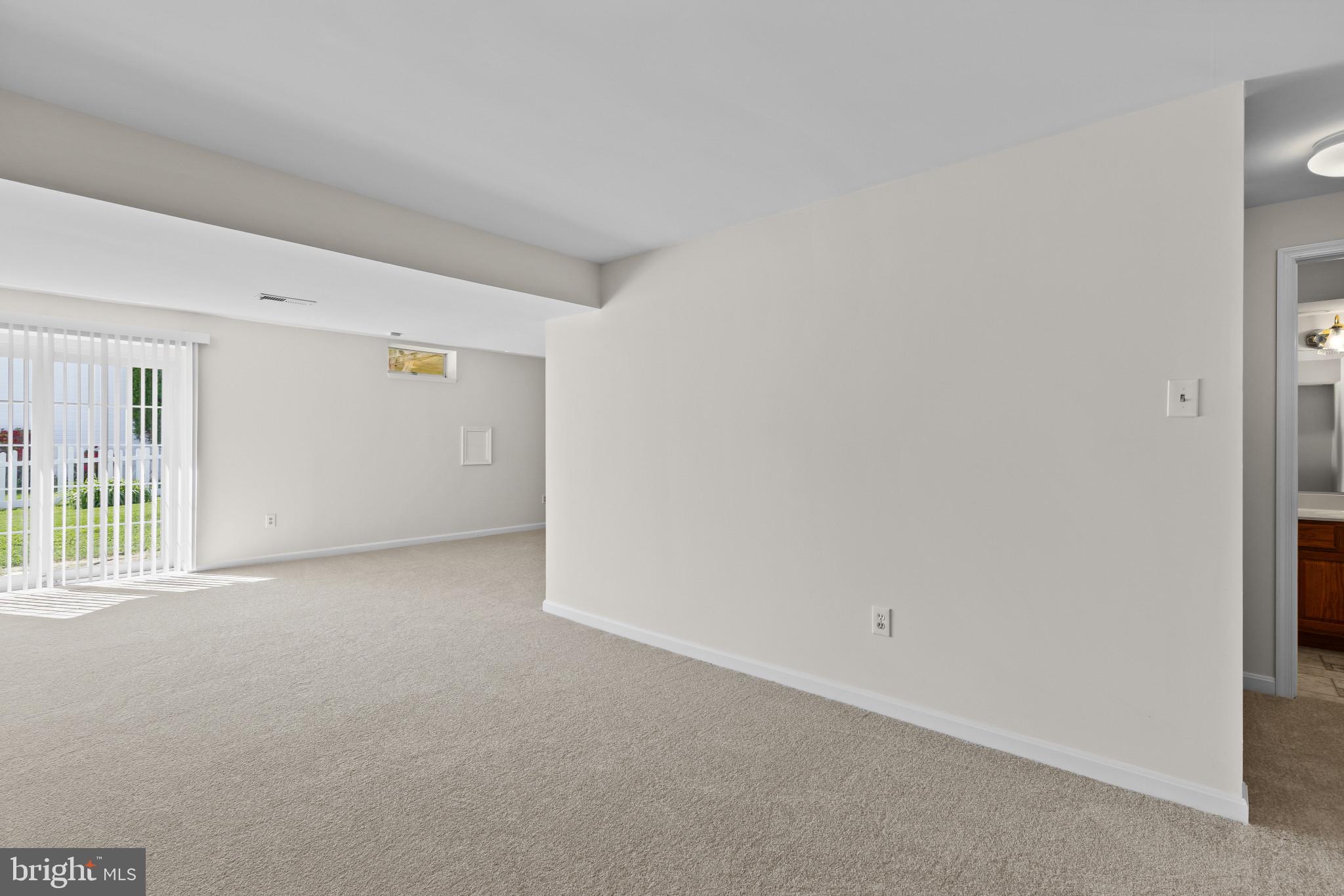 CARROLLTOWNE - Residential