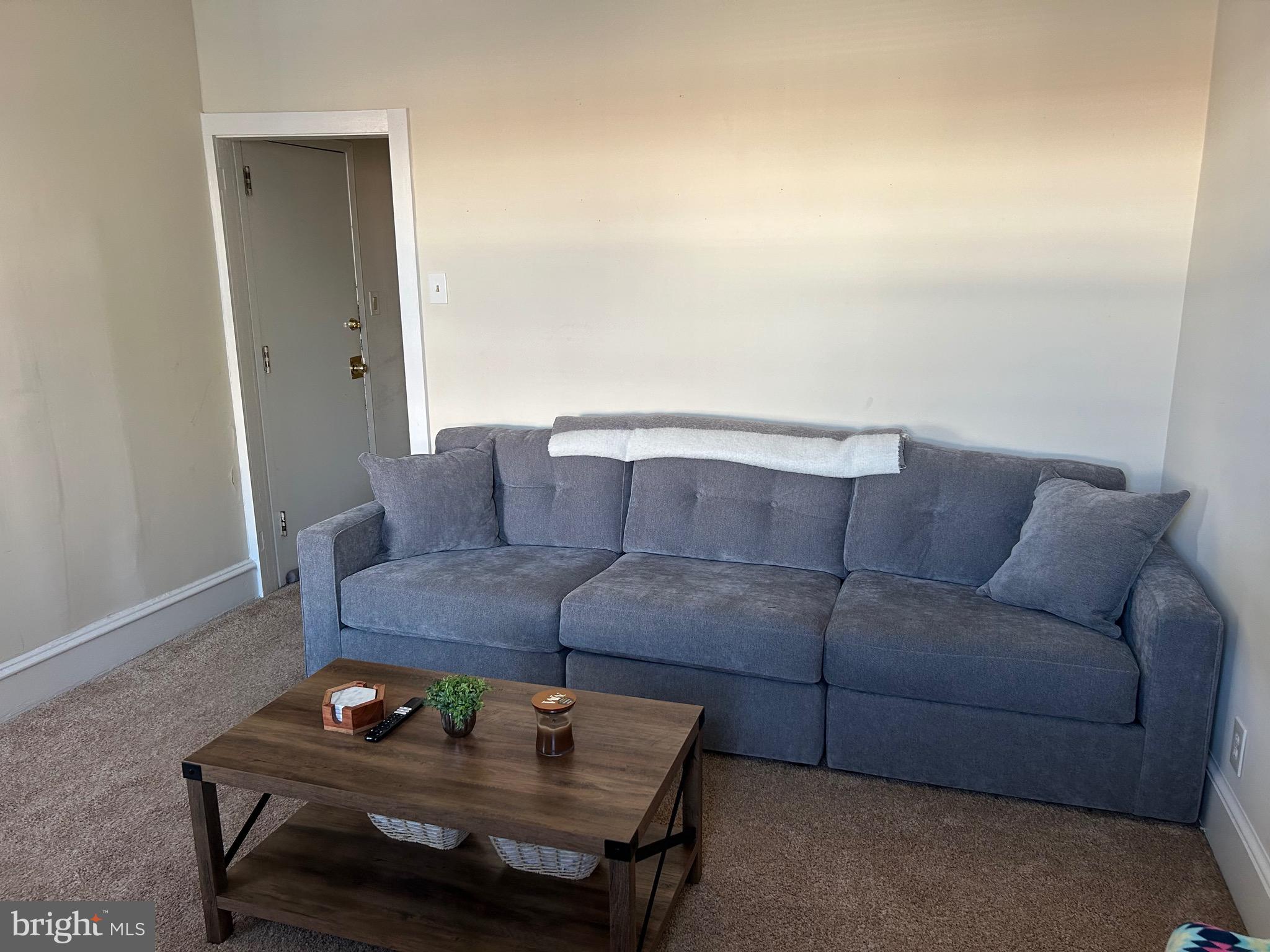 ROXBOROUGH - Residential Lease