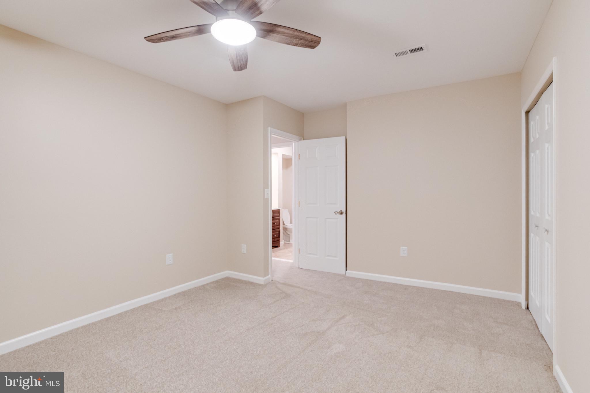 CONSTANT BRANCH - Residential