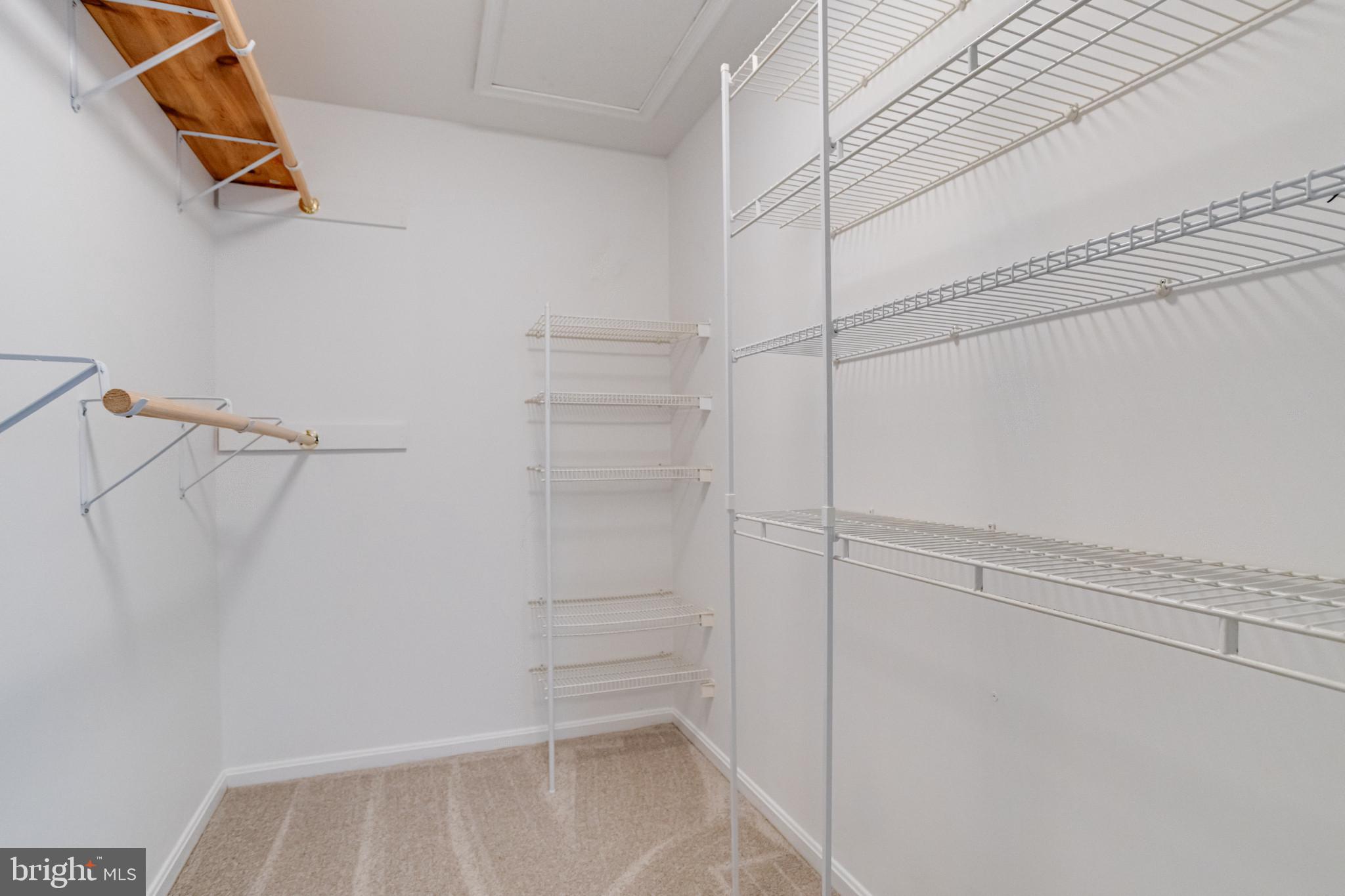 CONSTANT BRANCH - Residential