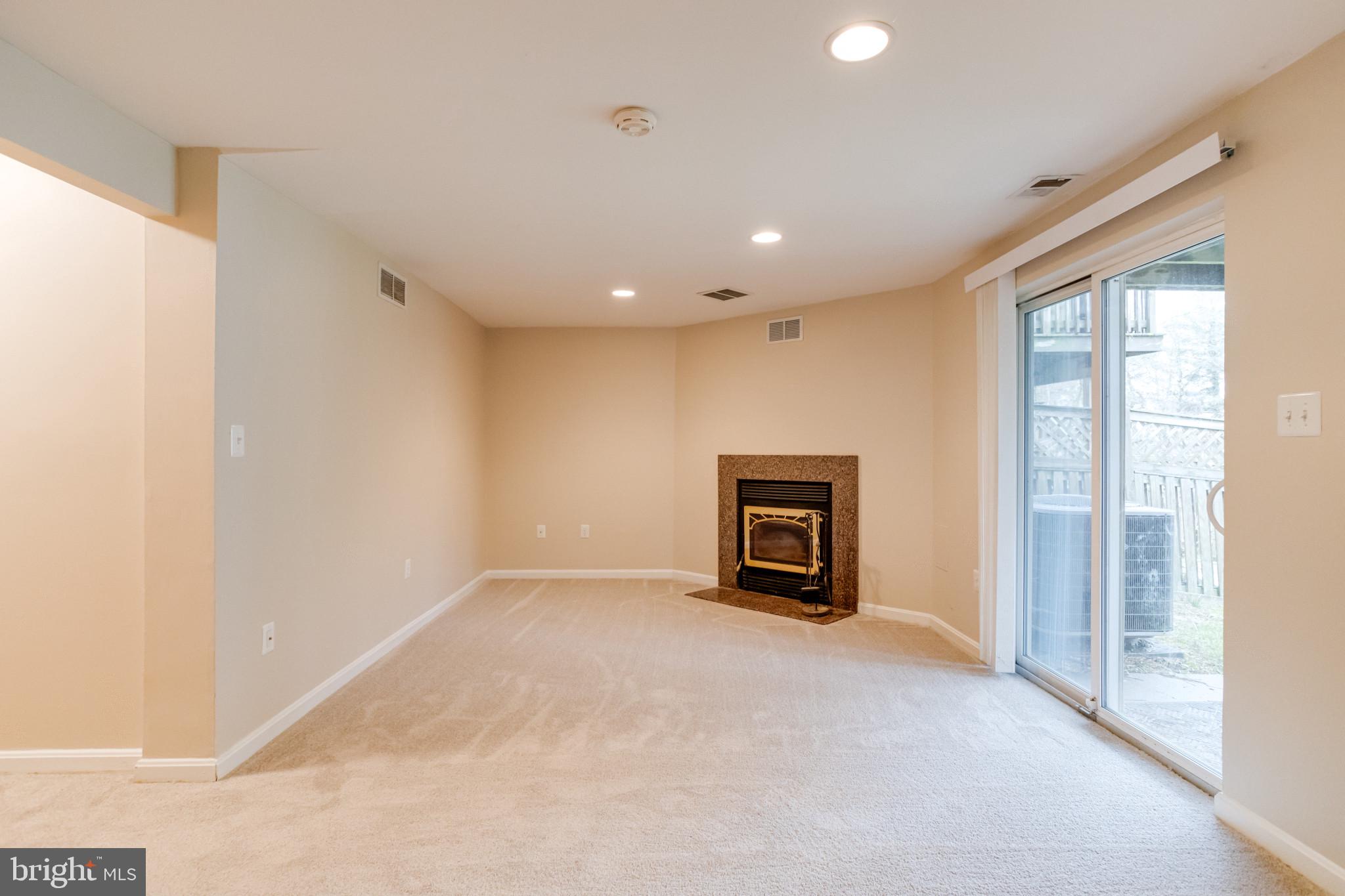 CONSTANT BRANCH - Residential