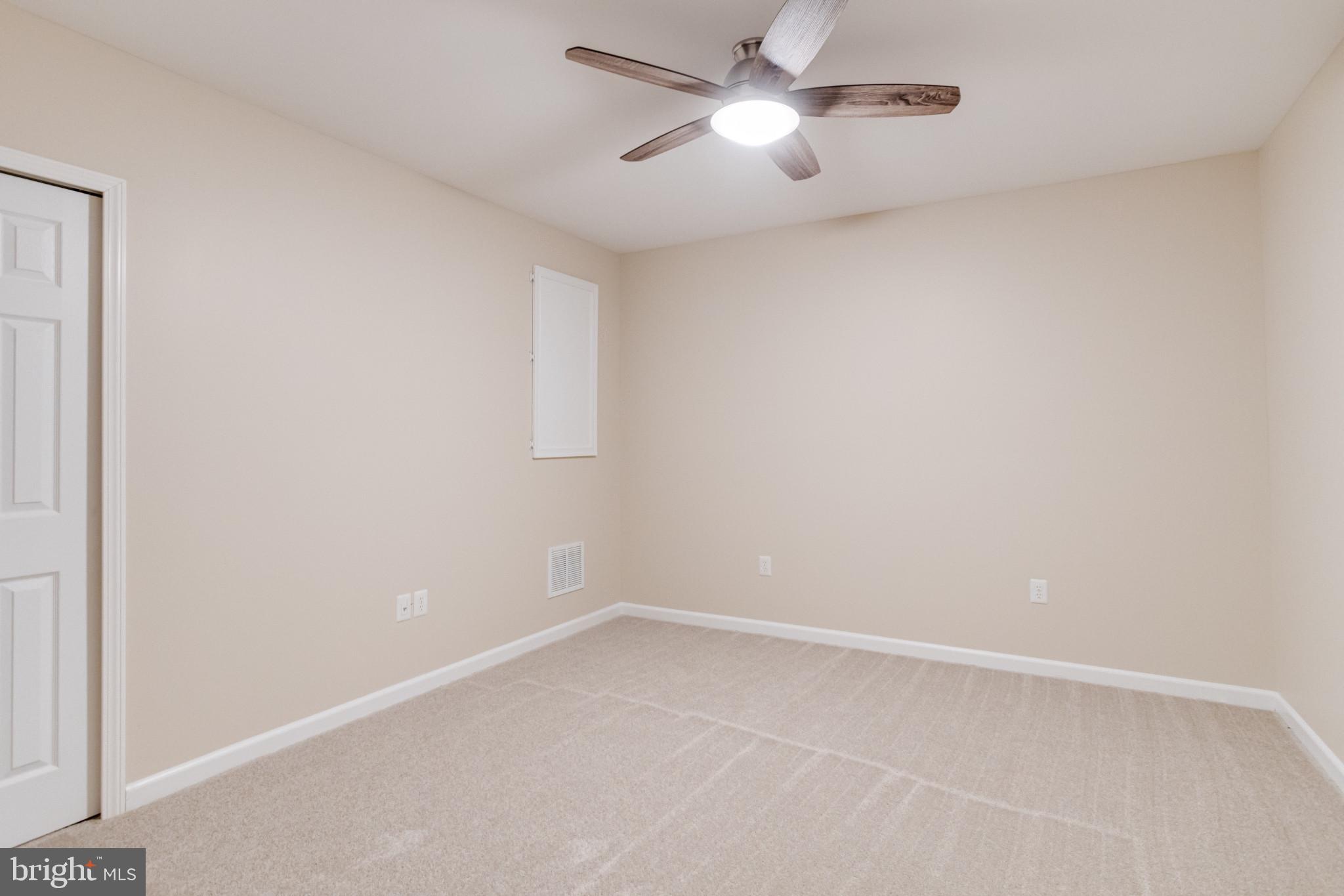 CONSTANT BRANCH - Residential