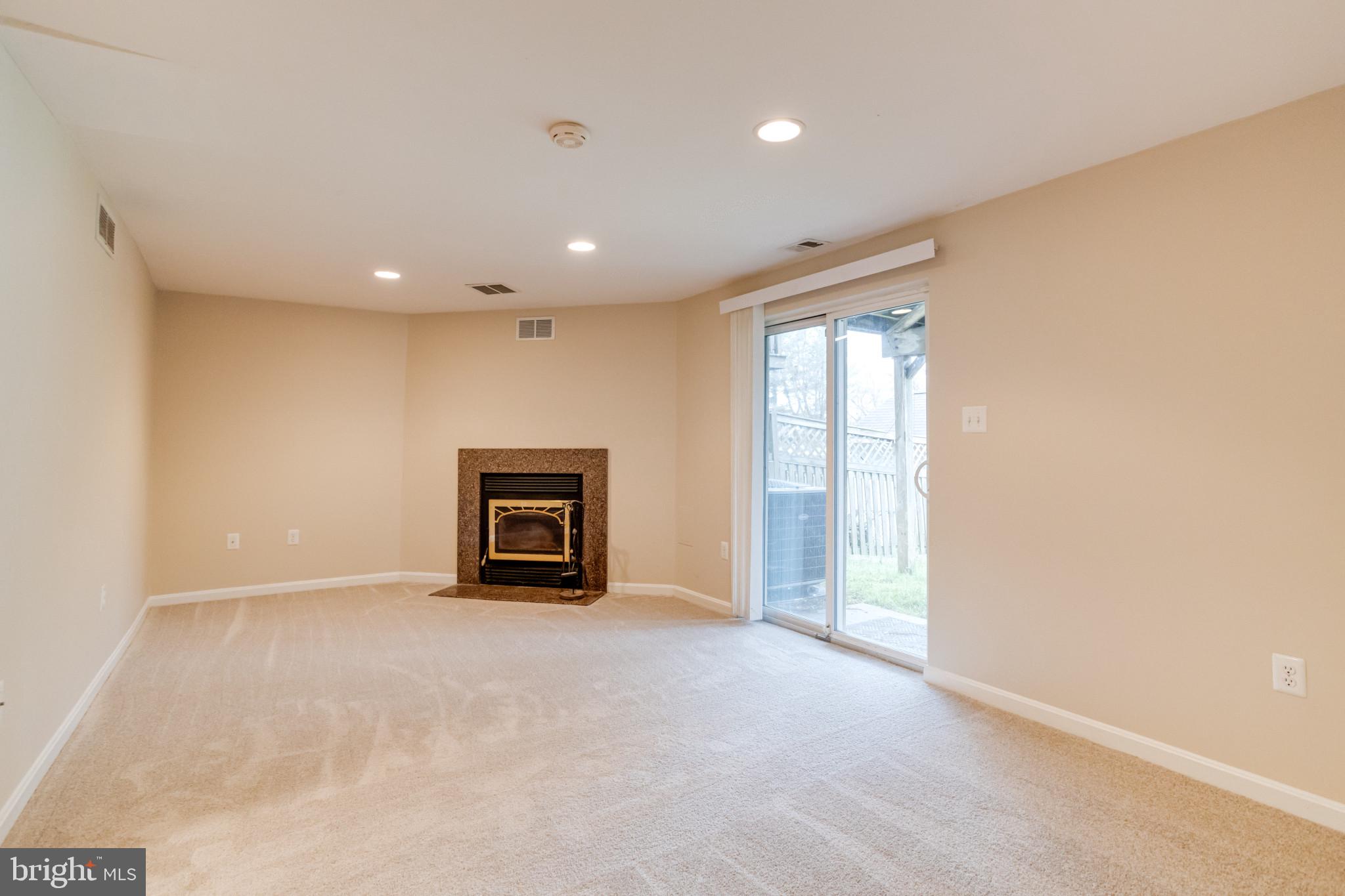 CONSTANT BRANCH - Residential