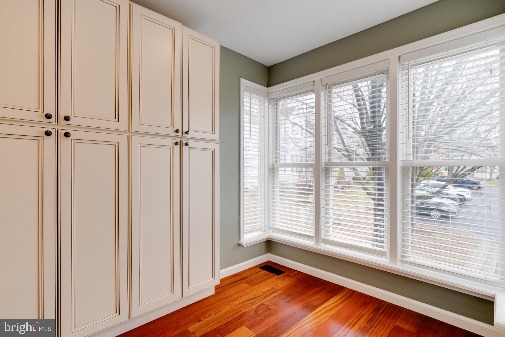 CONSTANT BRANCH - Residential